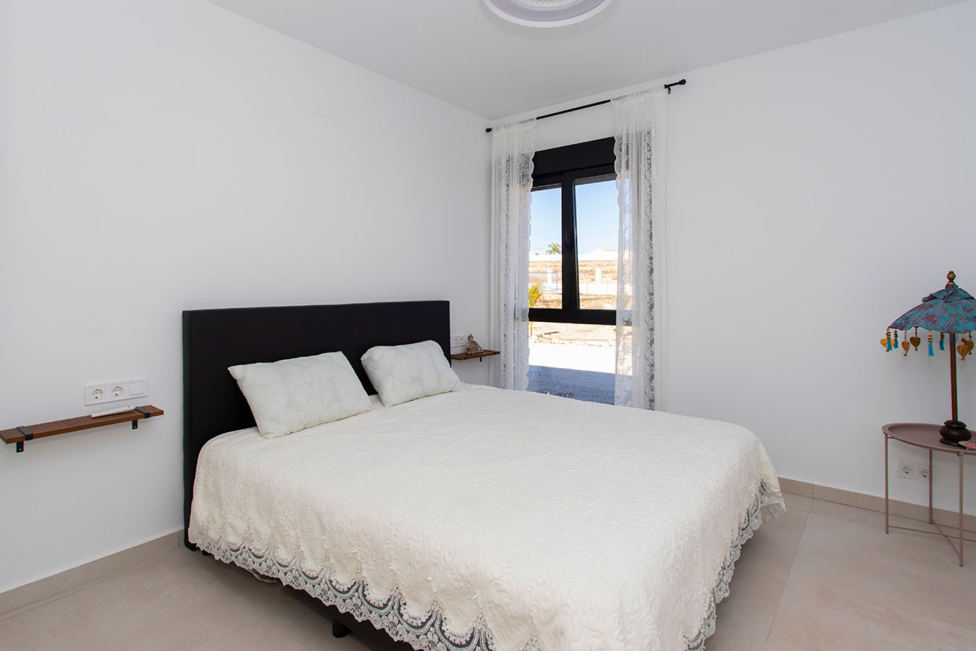 Resale - Finca / Country Property - Pinoso - Campo