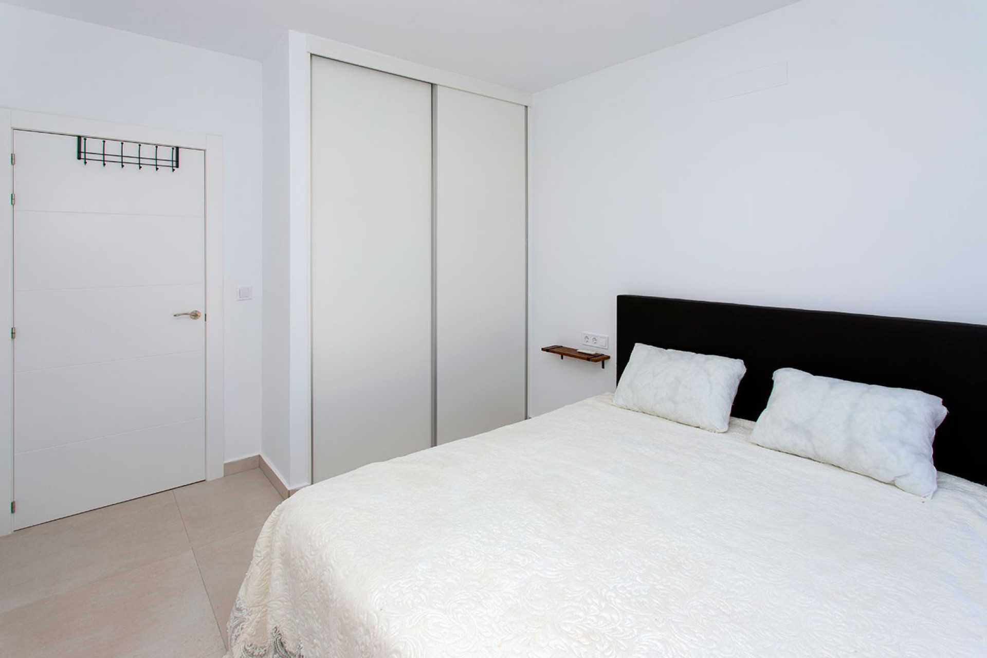 Resale - Finca / Country Property - Pinoso - Campo