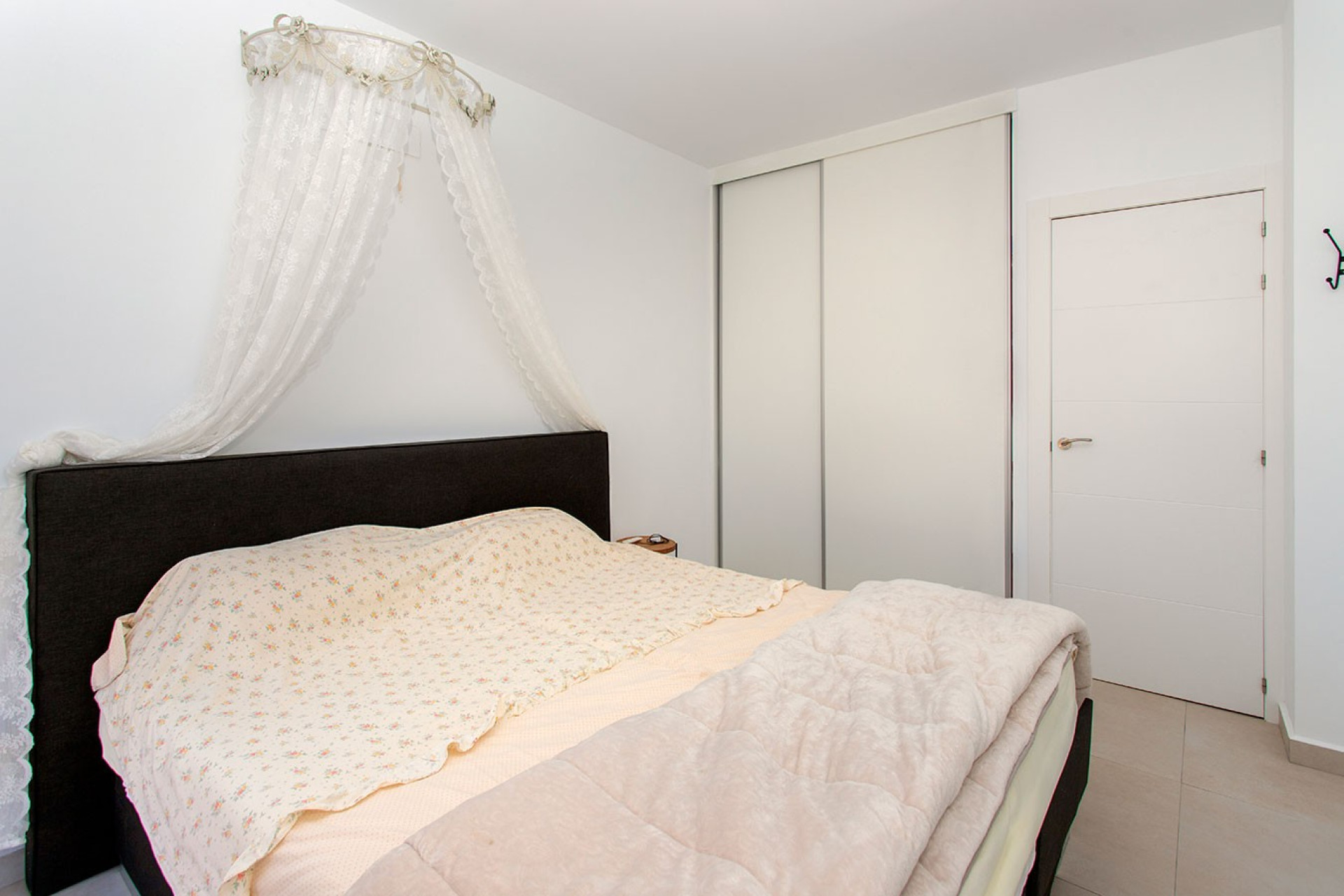 Resale - Finca / Country Property - Pinoso - Campo