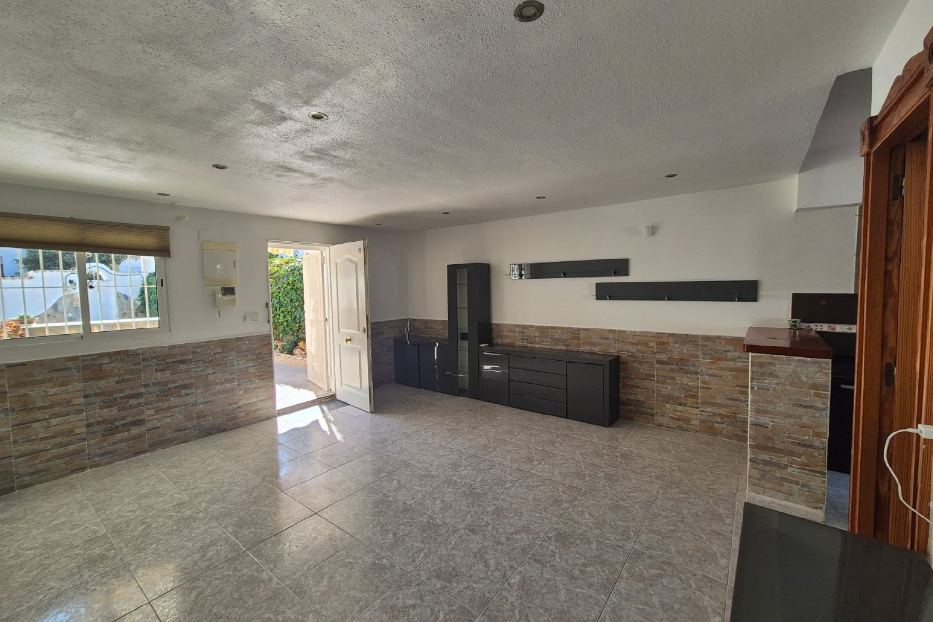 Resale - Finca / Country Property - Torrevieja - Los Balcones