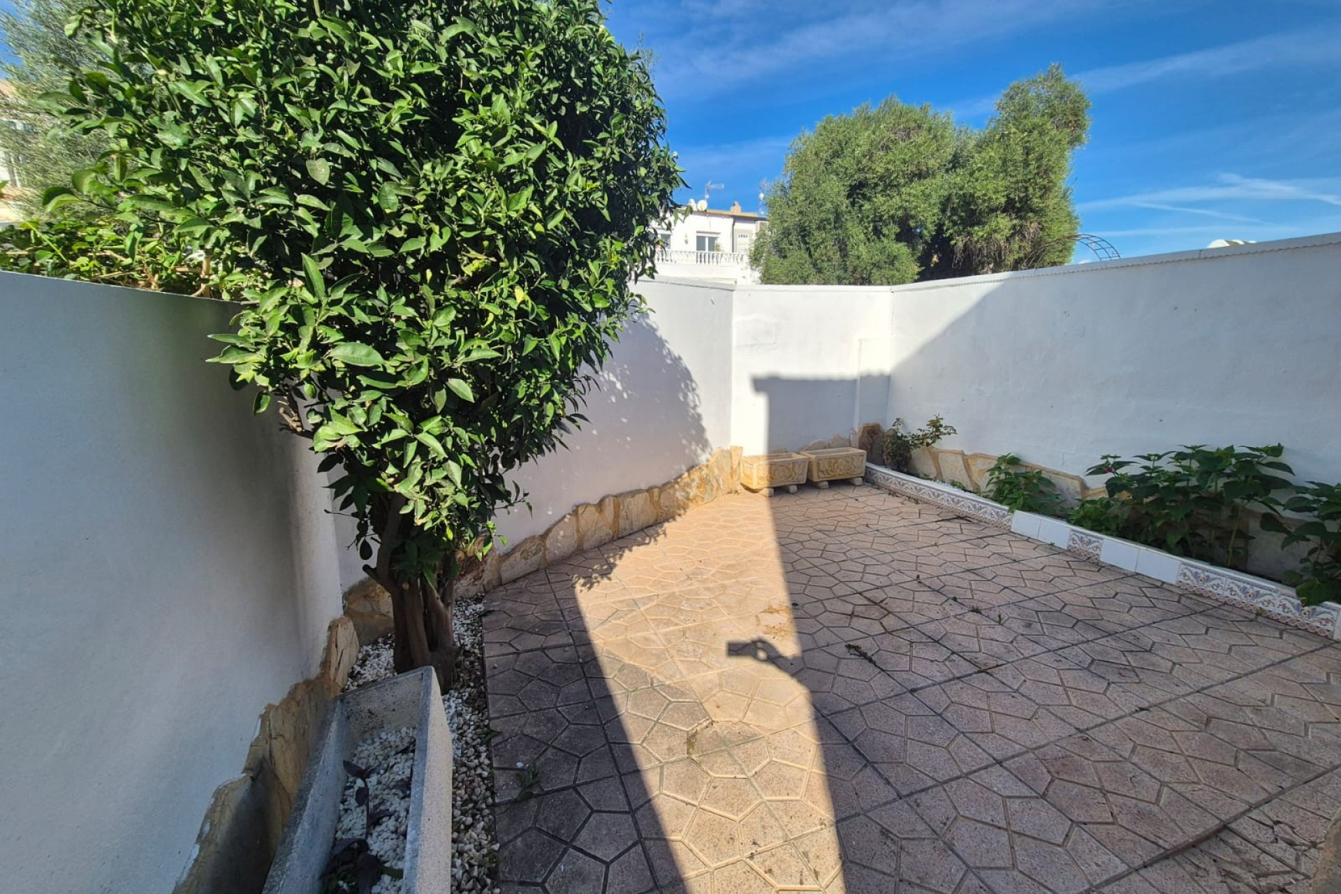 Resale - Finca / Country Property - Torrevieja - Los Balcones