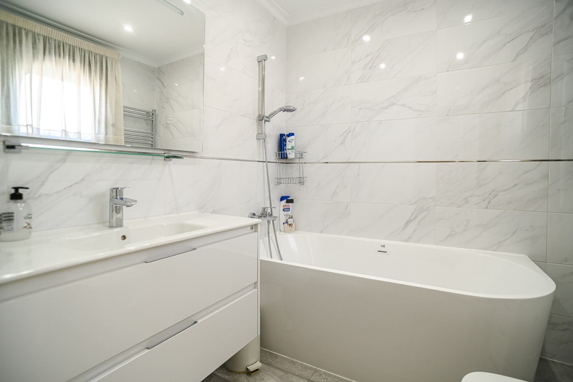 Resale - Finca / Country Property - Torrevieja - Los Balcones
