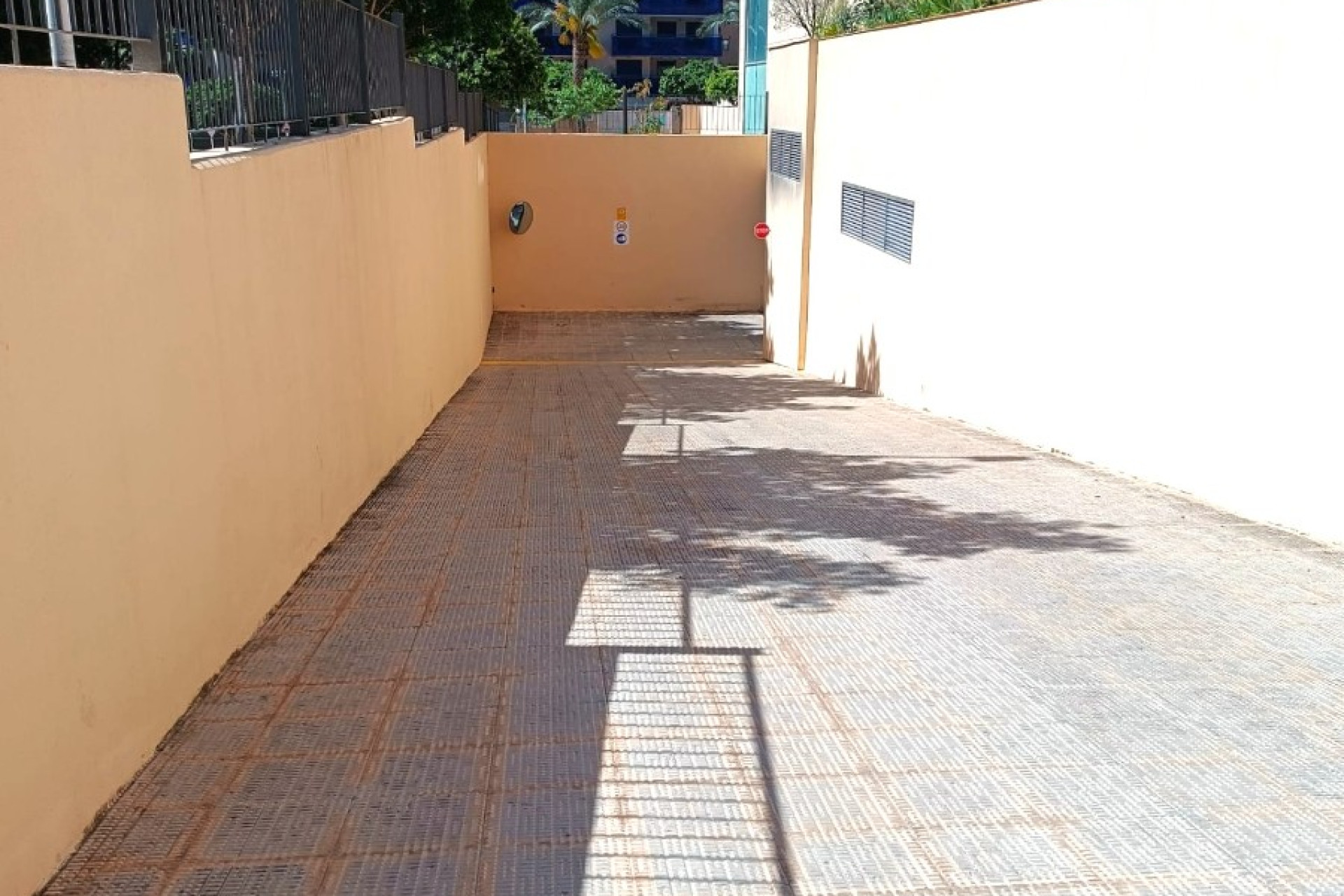 Resale - Parking - Villajoyosa - Cala de Villajoyosa