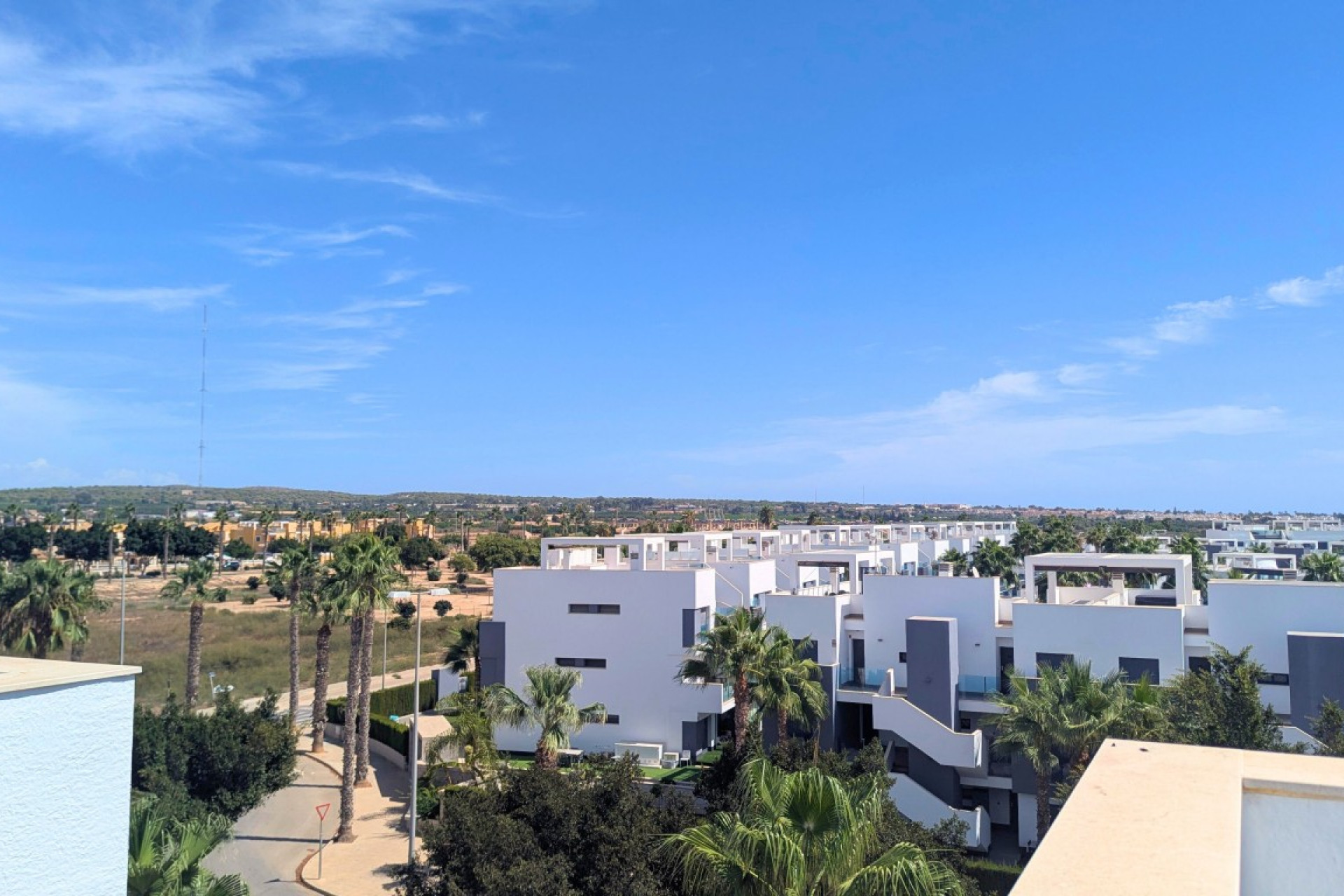 Resale - Penthouse - El Raso