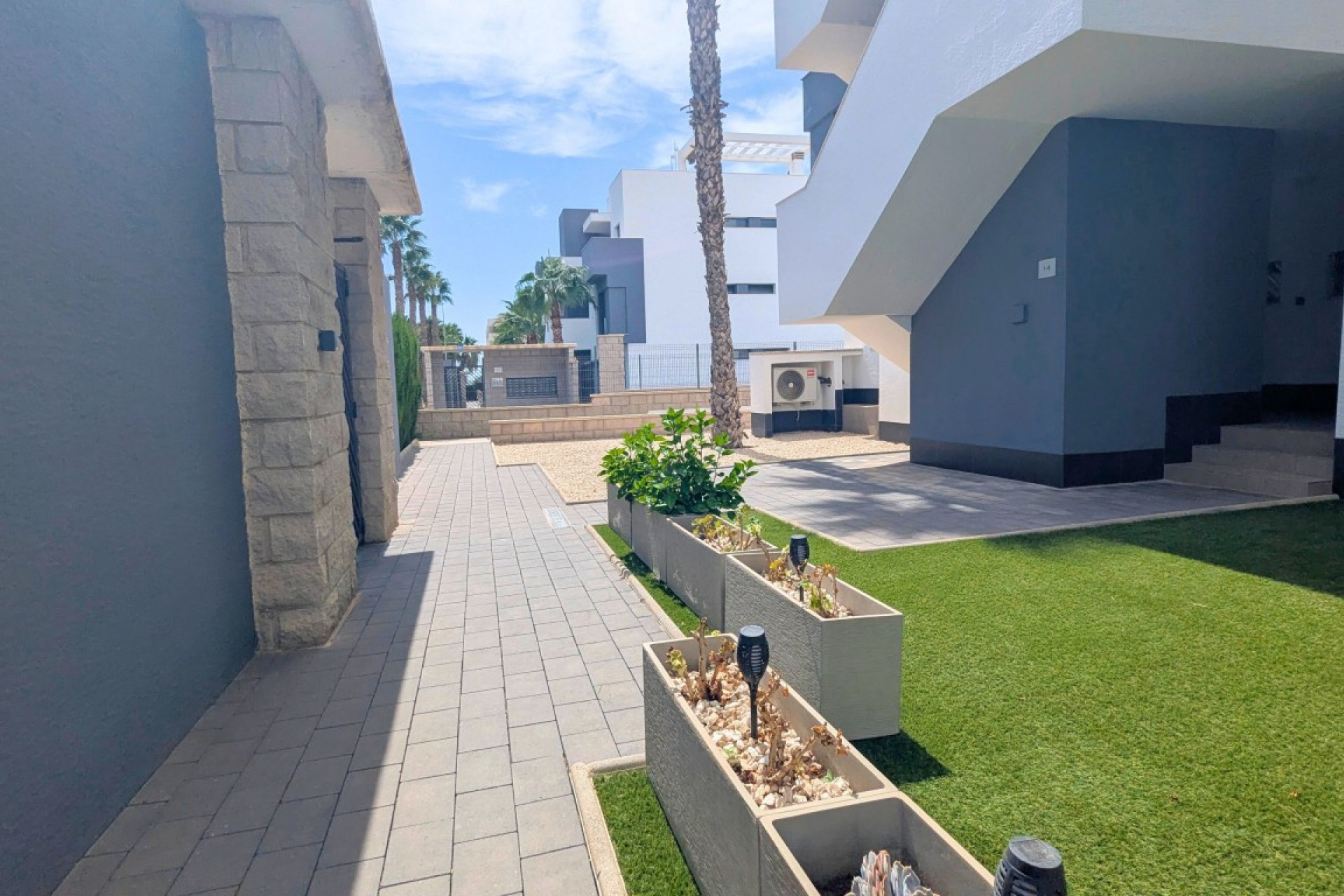 Resale - Penthouse - El Raso