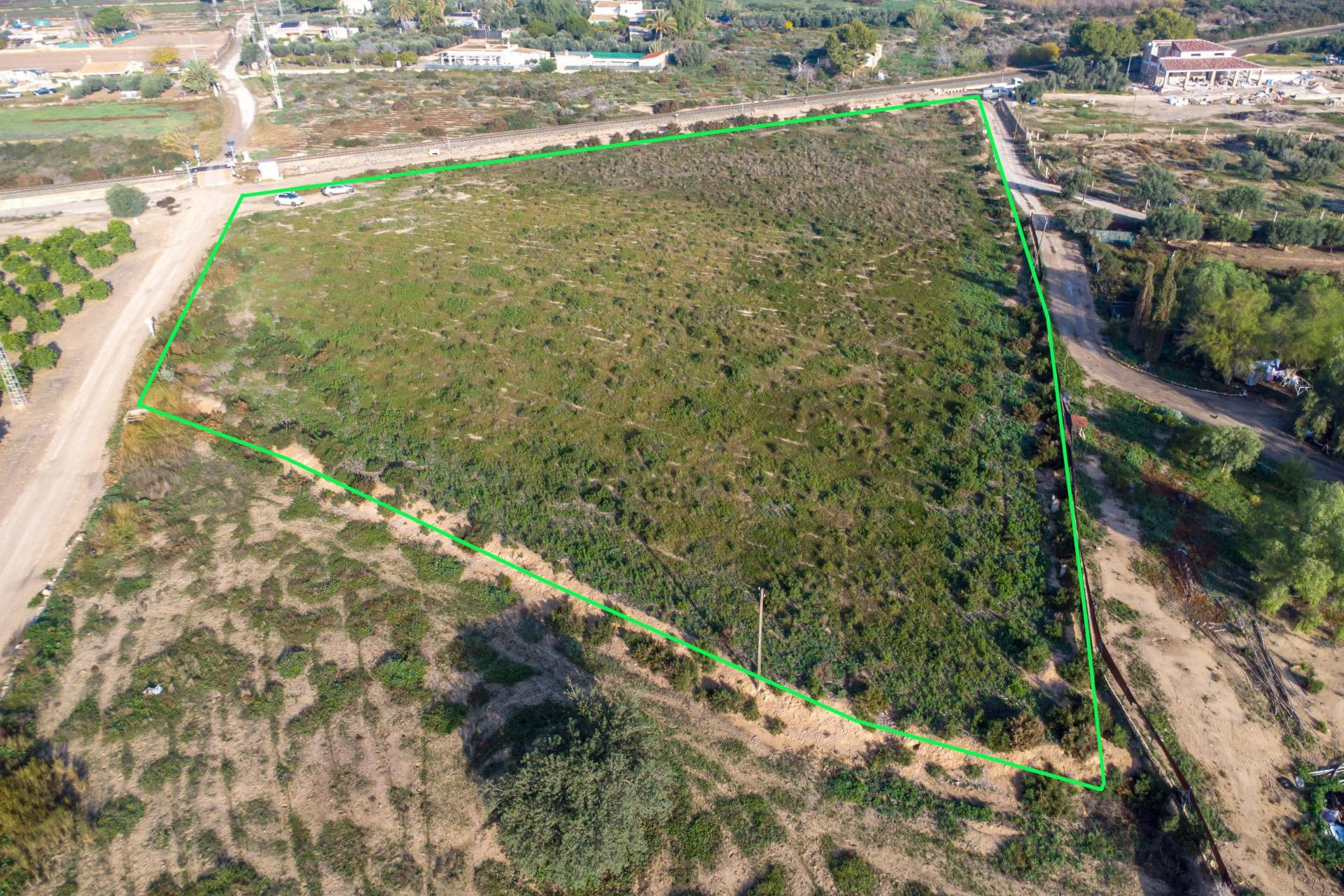 Resale - Plot / Land - Crevillente - Comunidad valenciana
