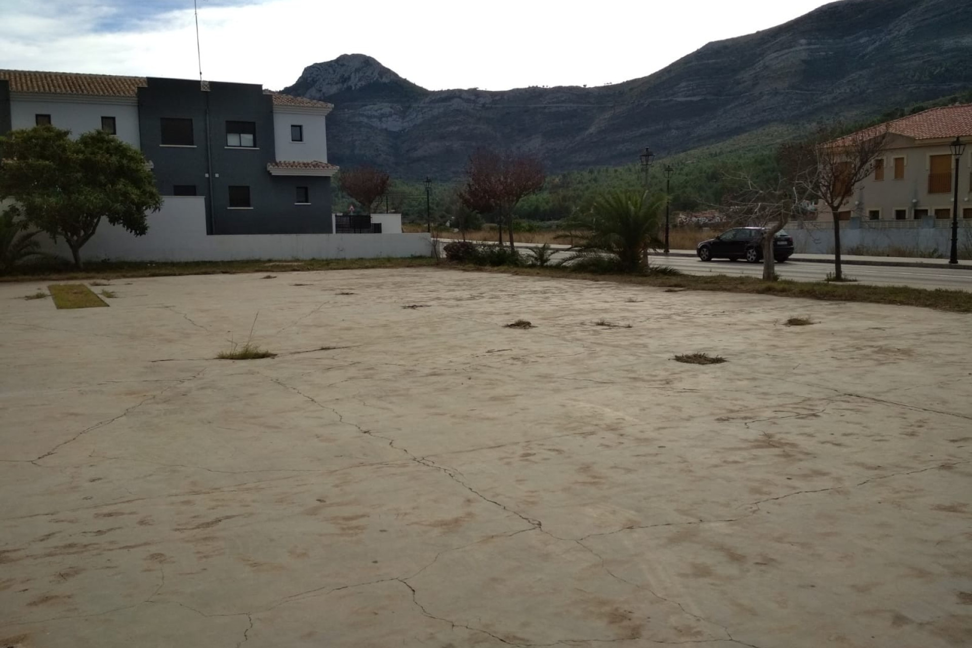Resale - Plot / Land - Parcent - Pueblo