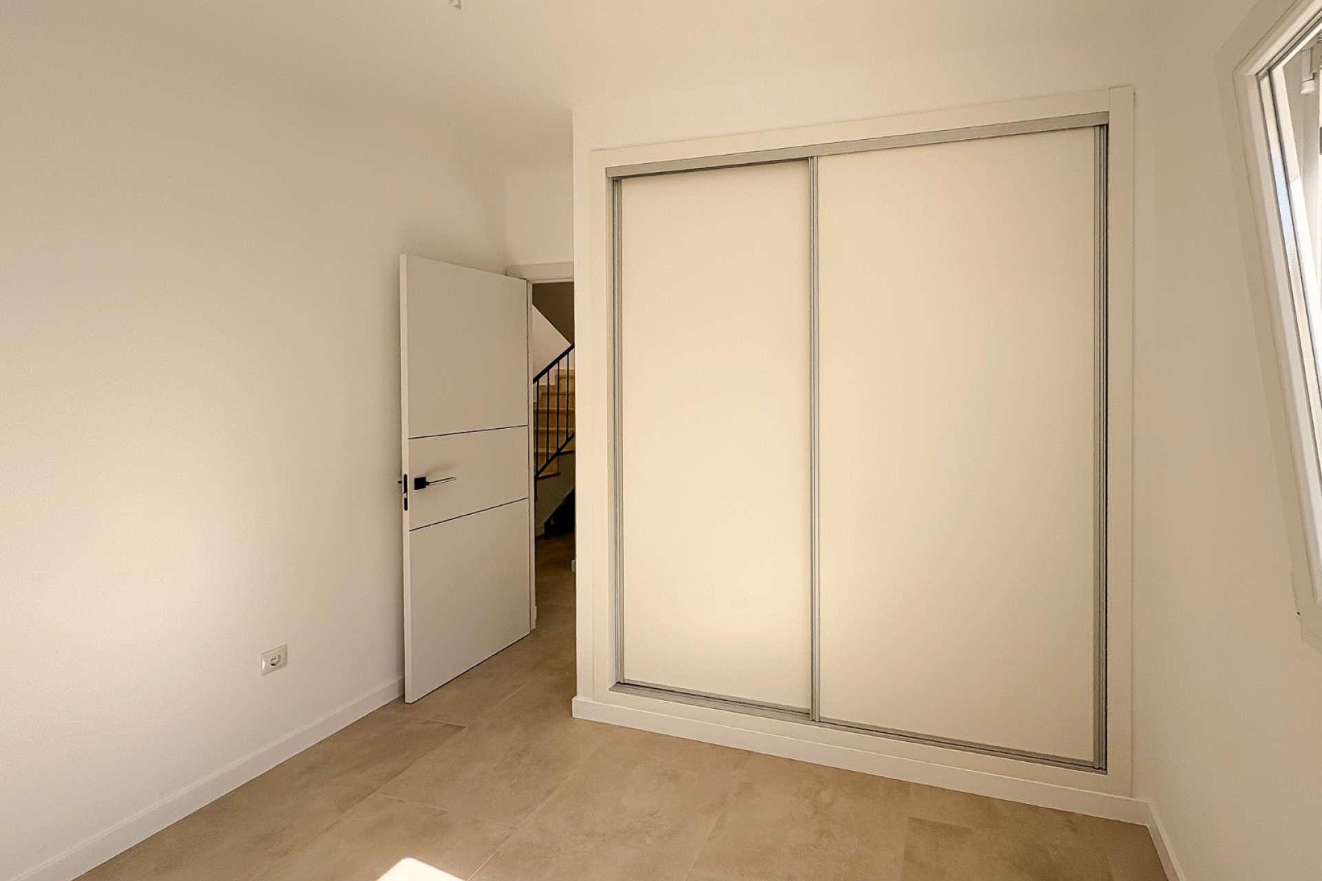 Resale - Semi-detached villa - El Campello - Pueblo Acantilado - Venta Lanuza