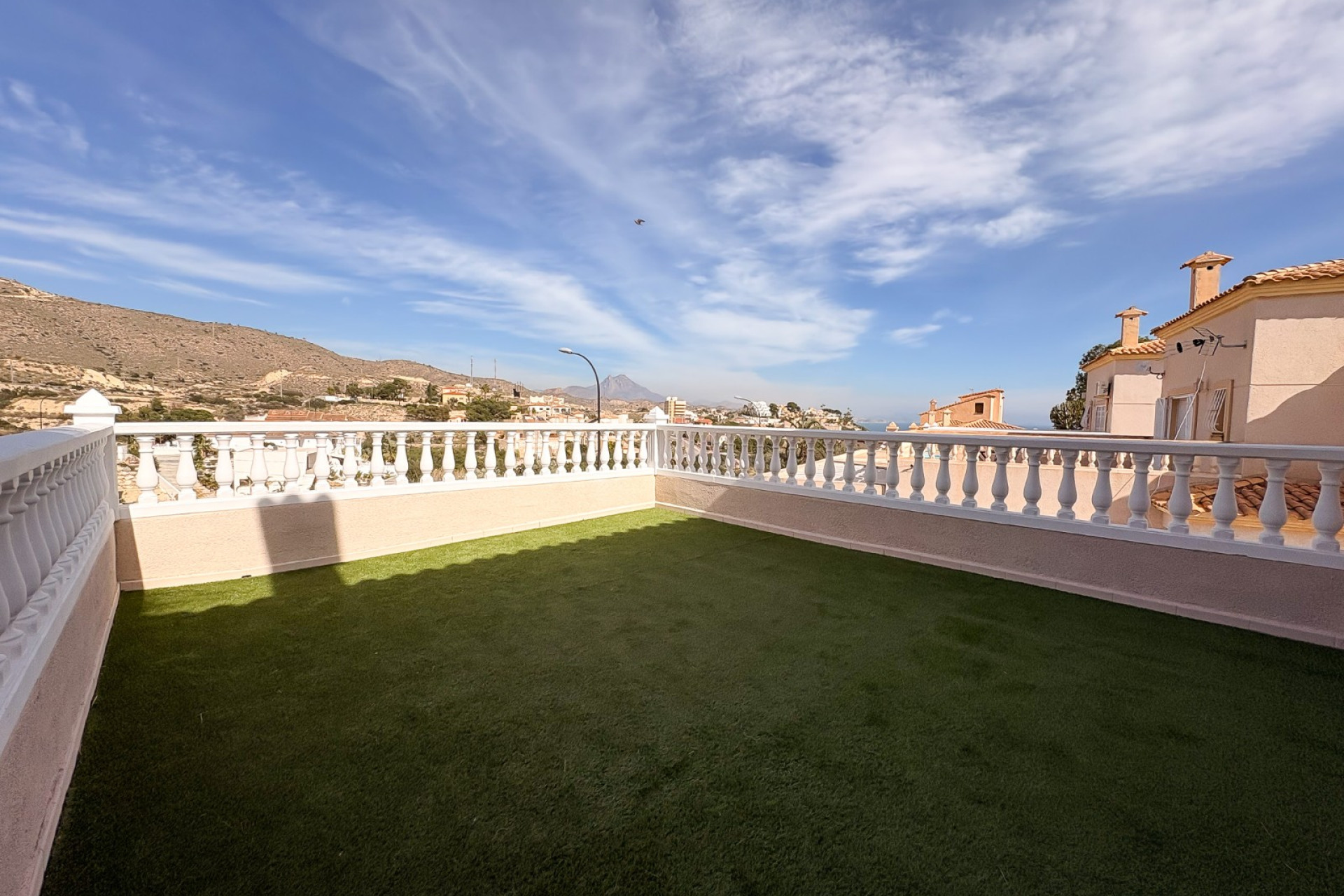 Resale - Semi-detached villa - El Campello - Pueblo Acantilado - Venta Lanuza