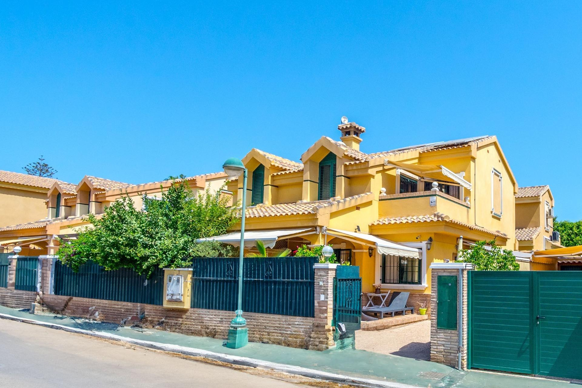 Resale - Semi Detached Villa - Orihuela Costa - Campoamor