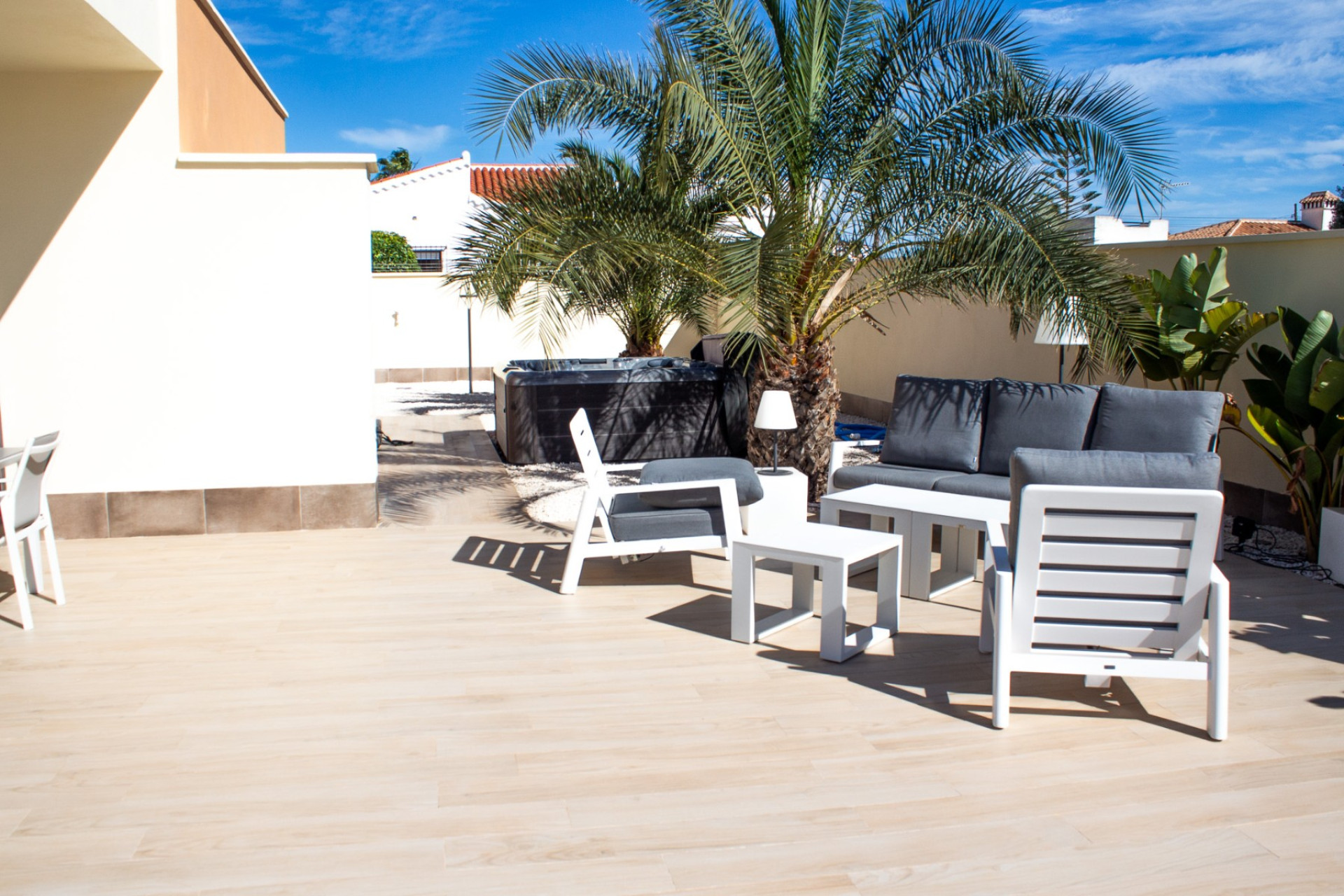 Resale - Semi-detached villa - Torrevieja - La Siesta - El Salado -  Torreta