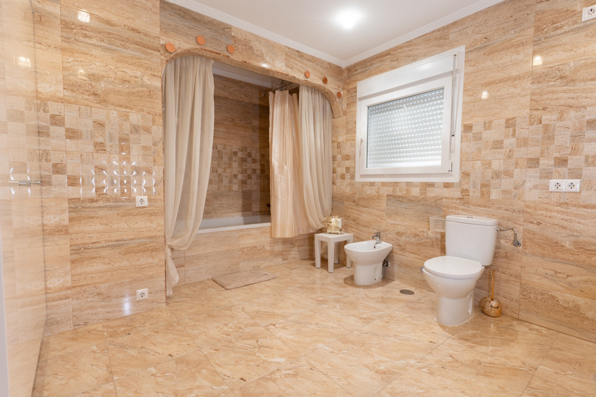 Resale - Semi-detached villa - Torrevieja - Los Balcones