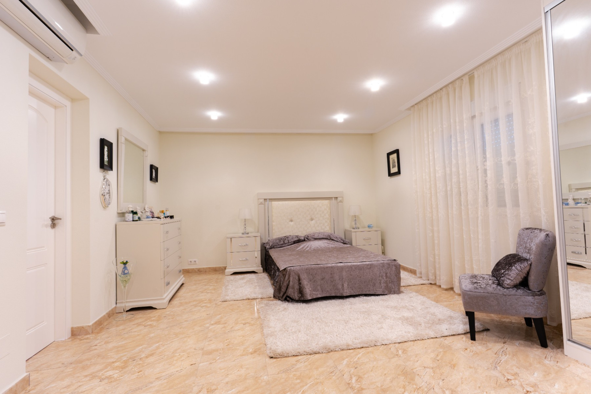Resale - Semi-detached villa - Torrevieja - Los Balcones