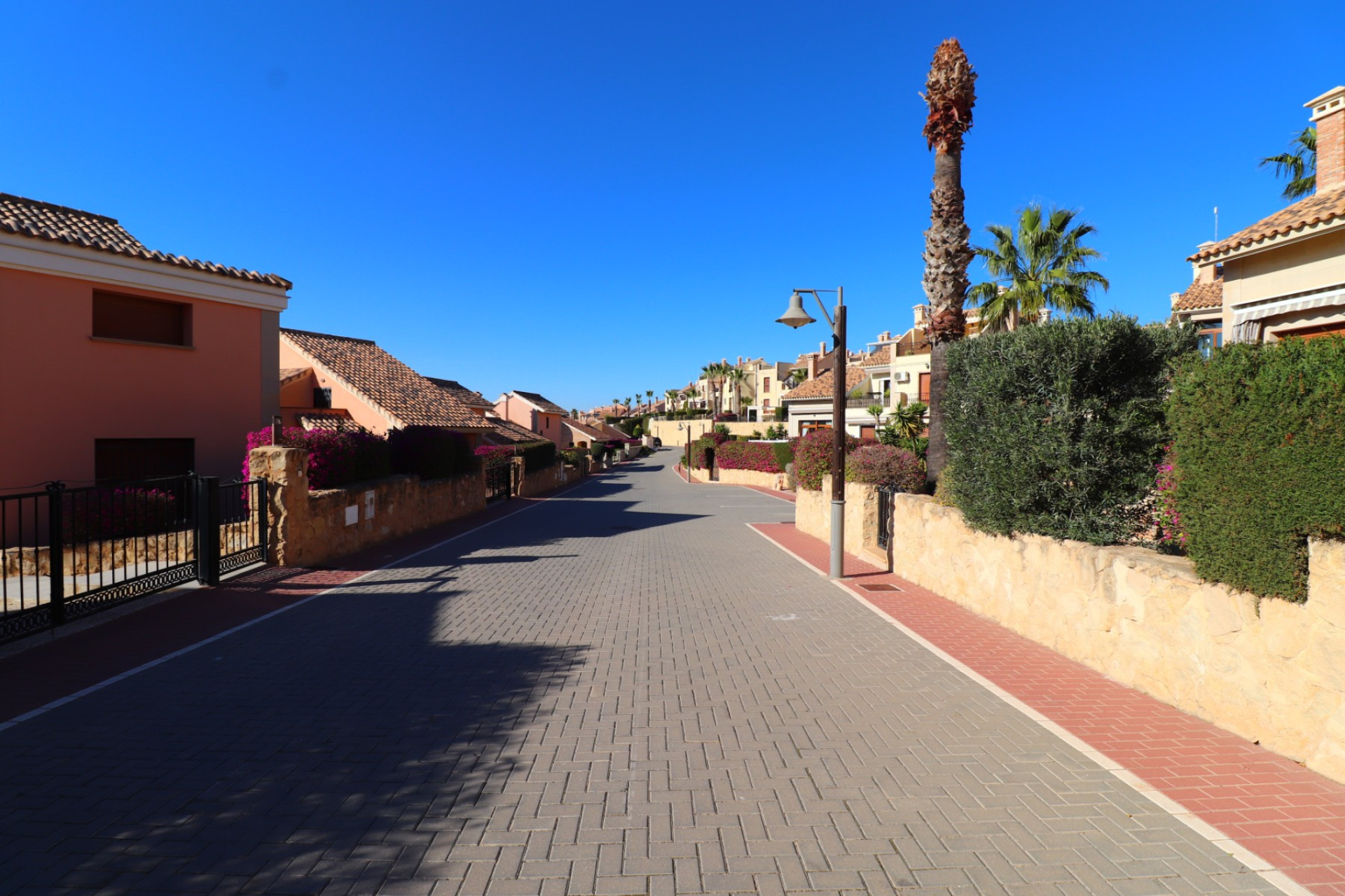 Resale - Townhouse - Algorfa - La Finca Golf Resort