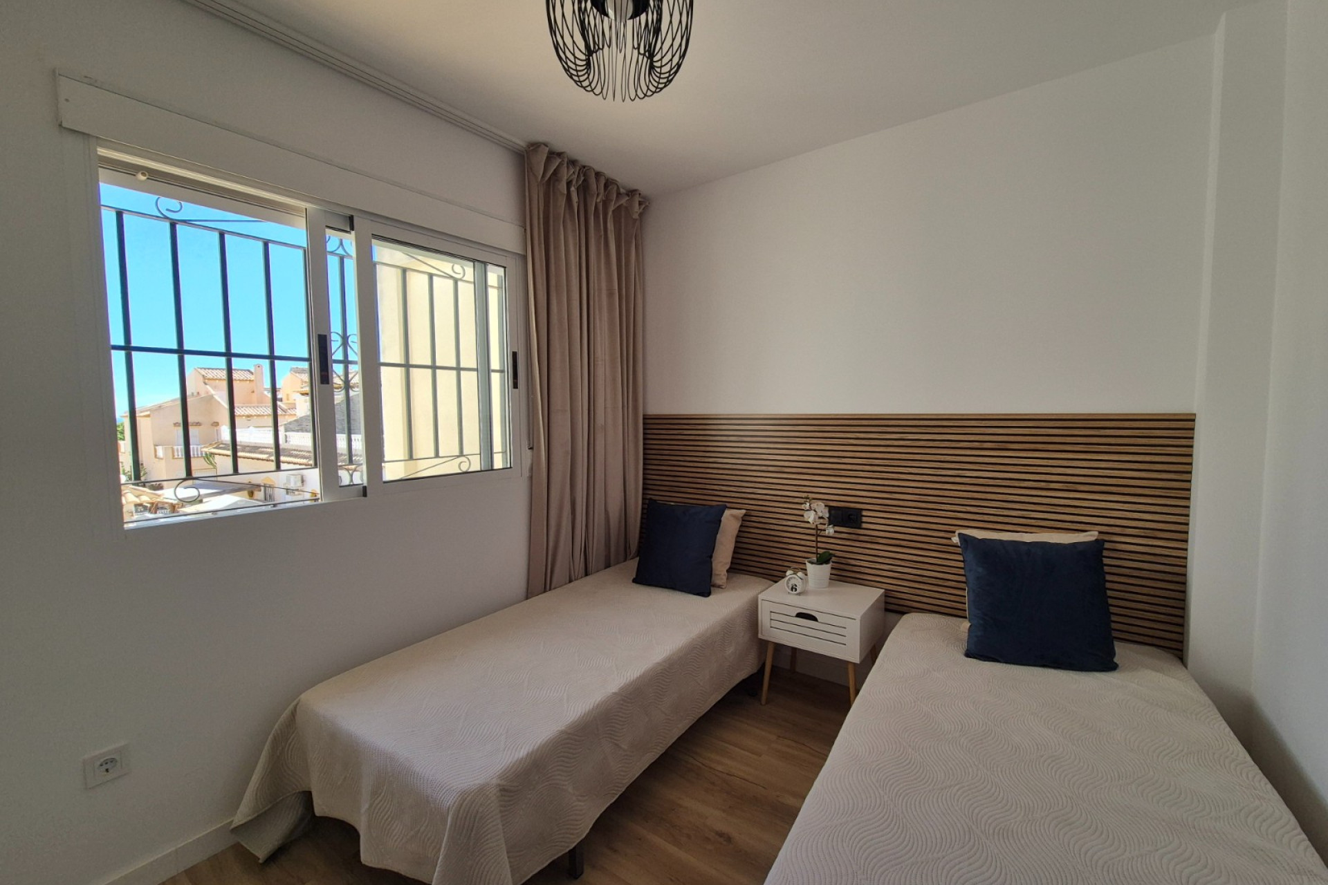 Resale - Townhouse - Alicante - La Florida