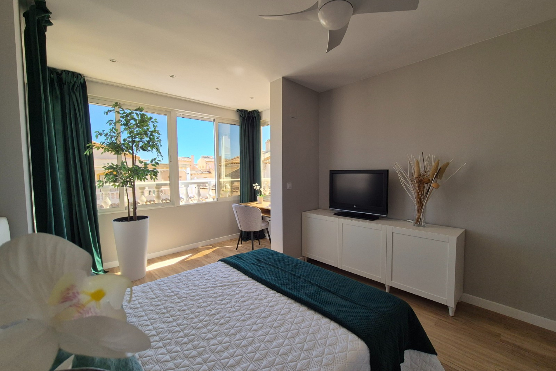 Resale - Townhouse - Alicante - La Florida