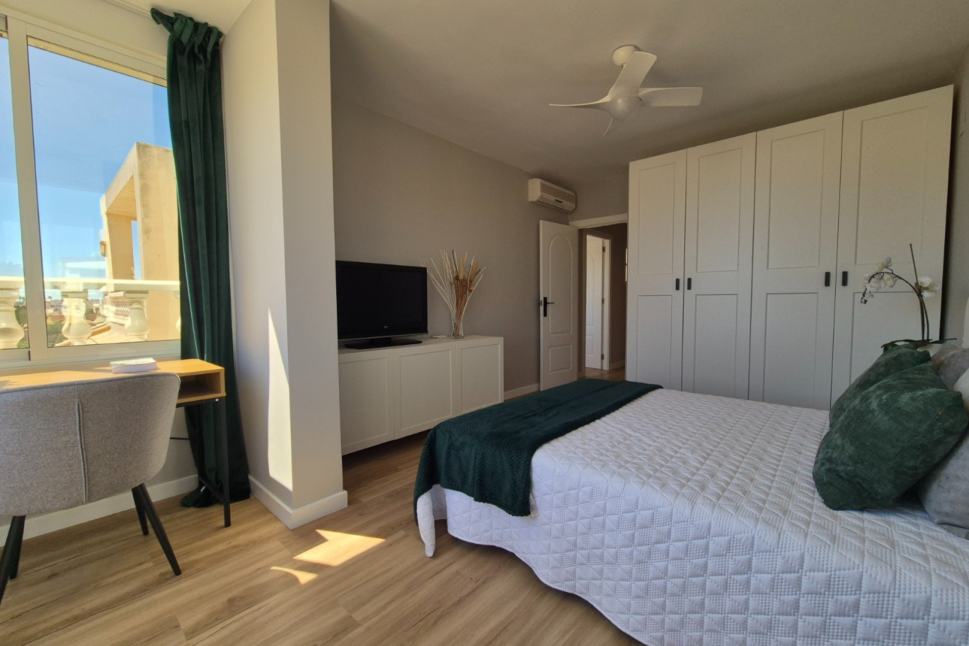 Resale - Townhouse - Alicante - La Florida