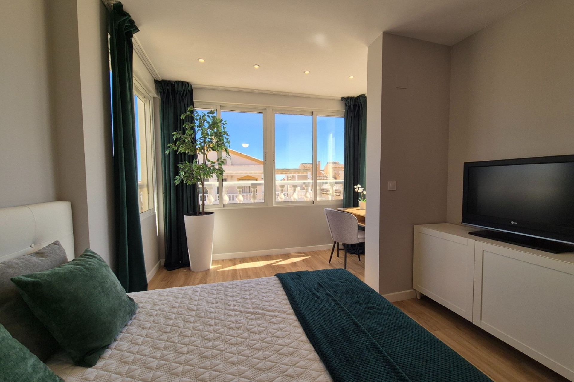 Resale - Townhouse - Alicante - La Florida