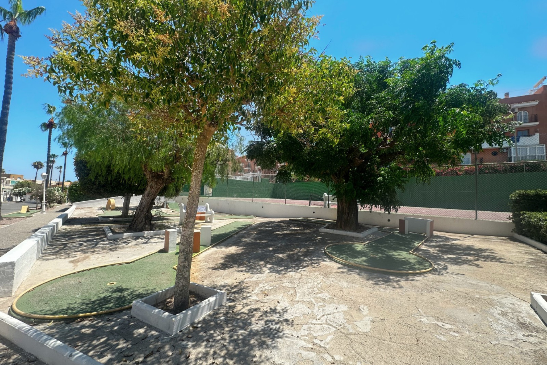 Resale - Townhouse - La Mata