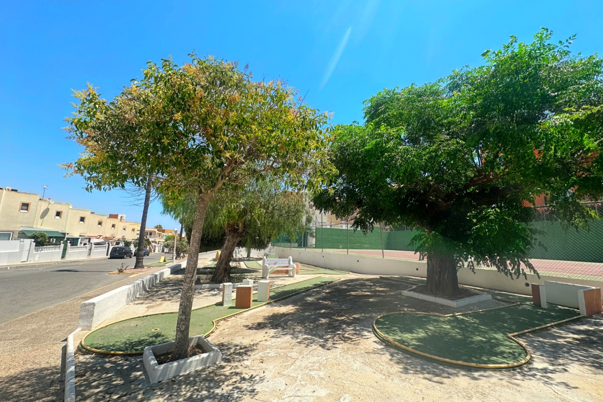 Resale - Townhouse - La Mata
