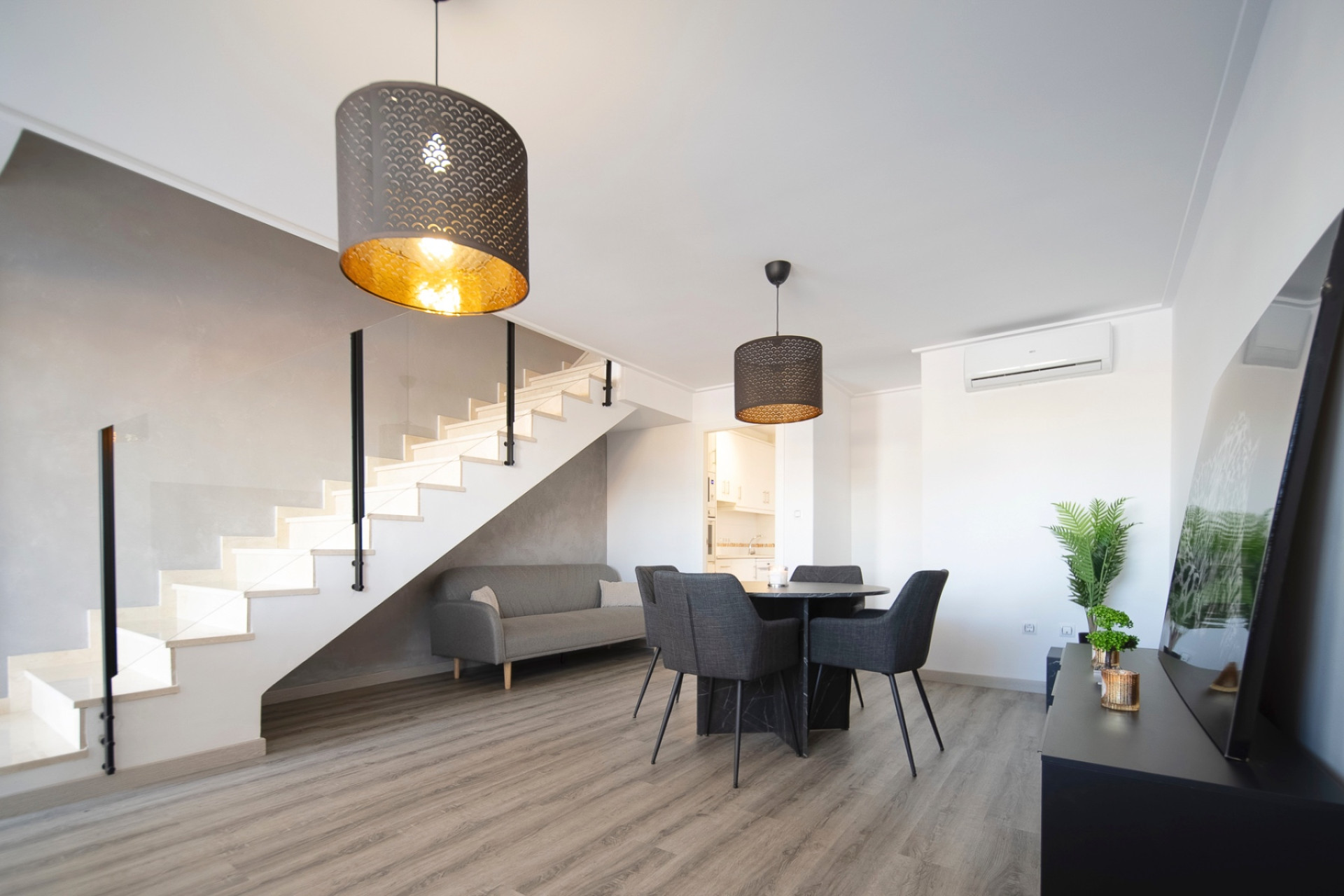 Resale - Townhouse - Los Balcones