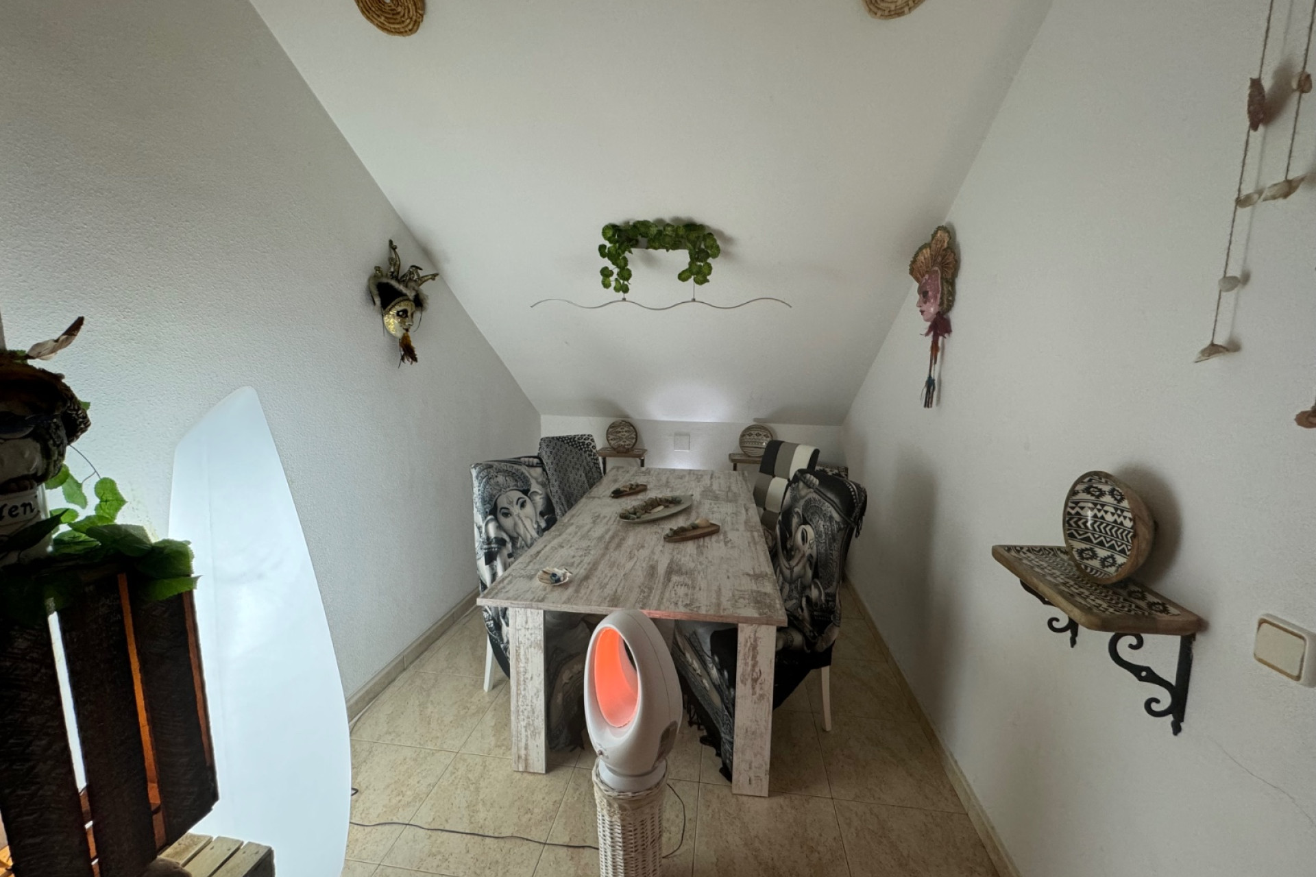 Resale - Townhouse - Ondara