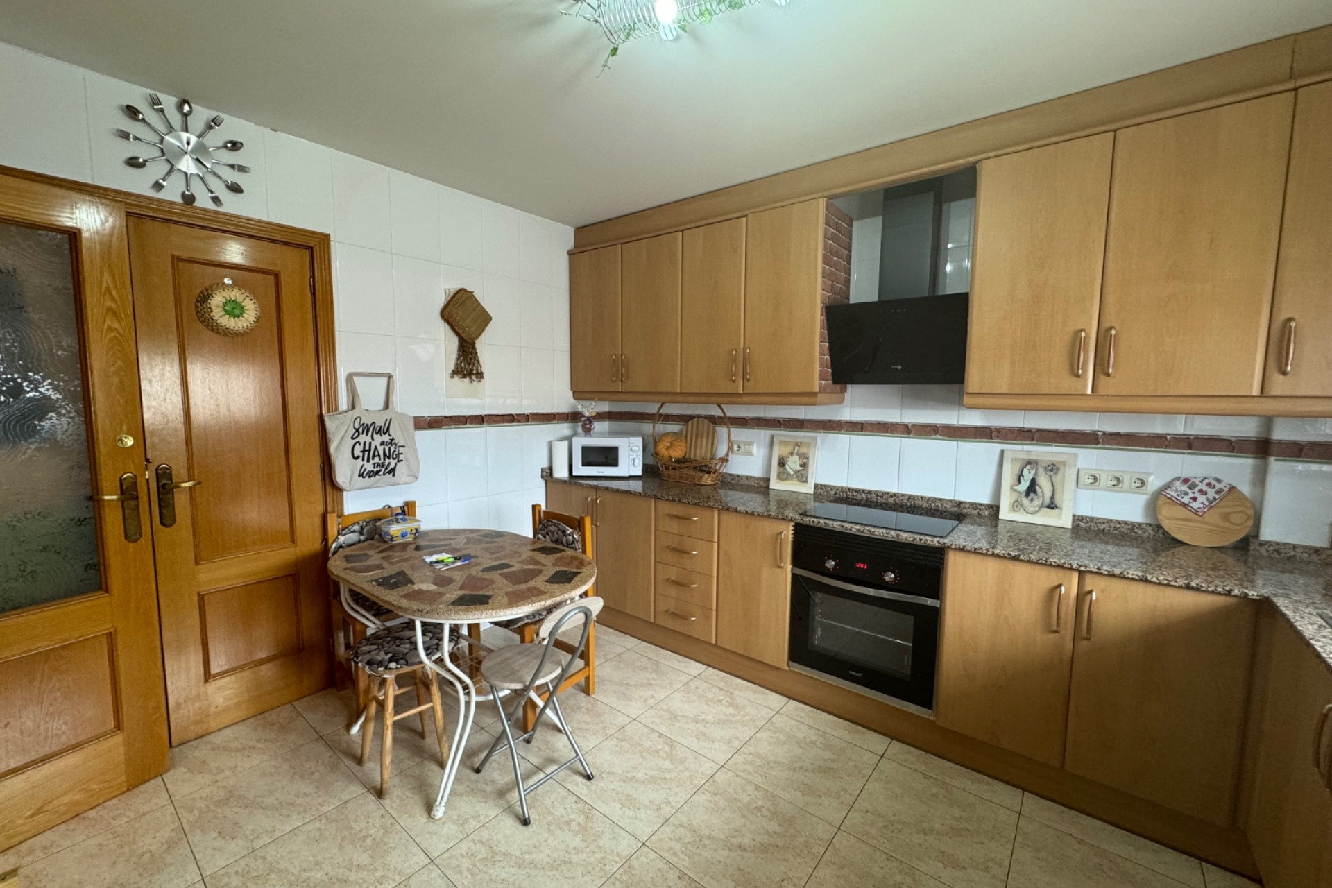 Resale - Townhouse - Ondara