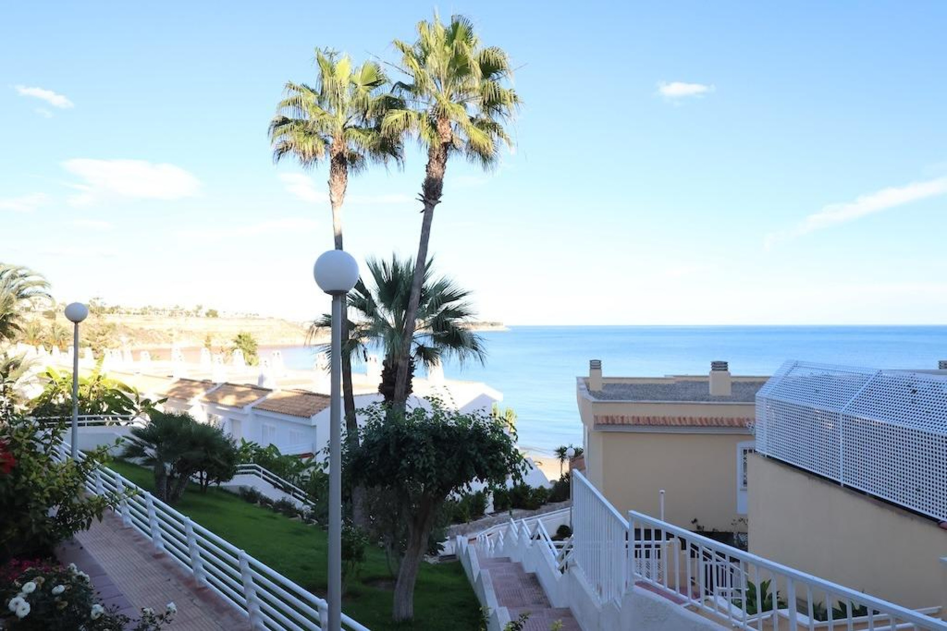 Resale - Townhouse - Orihuela Costa - Campoamor