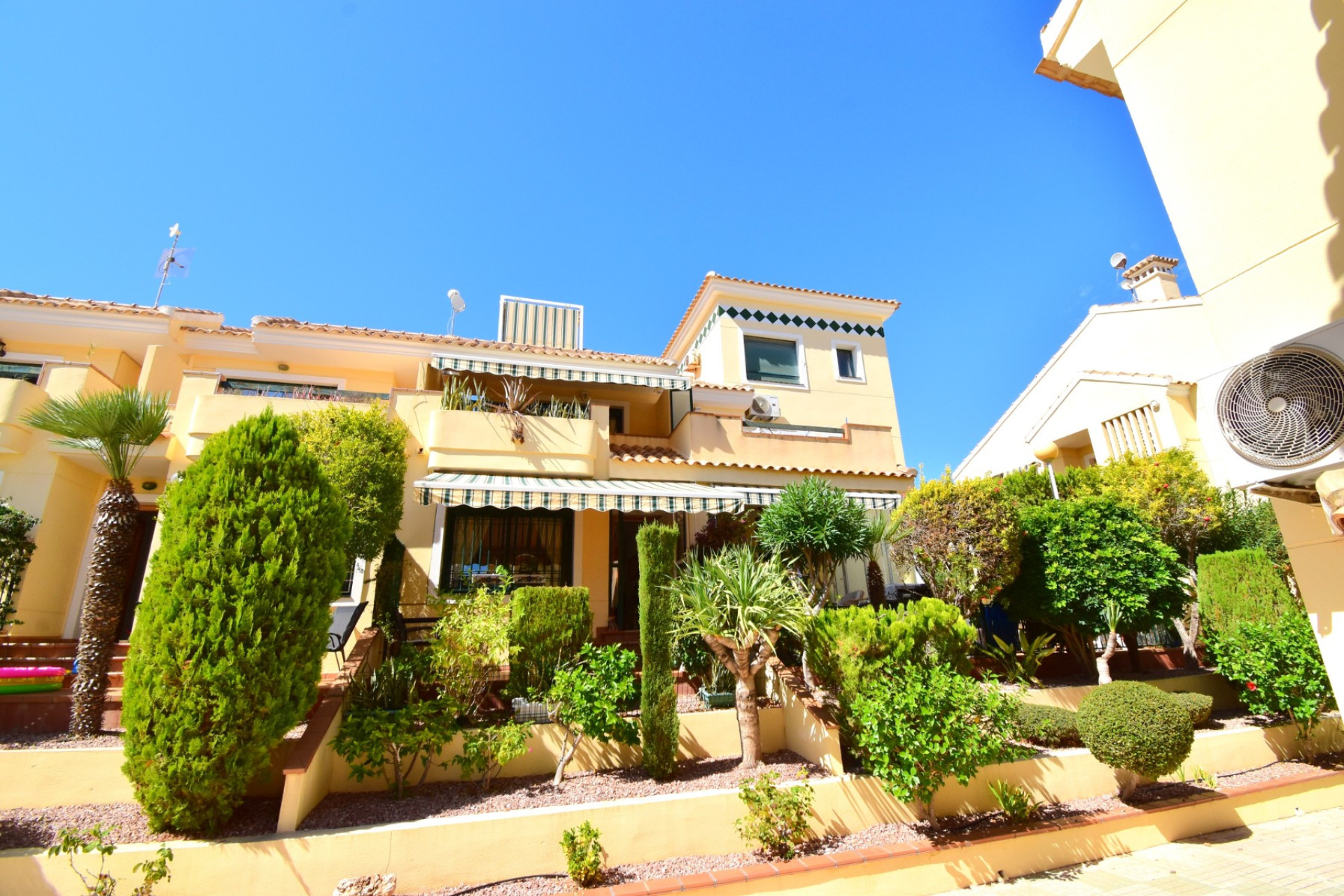 Resale - Townhouse - Orihuela Costa - Lomas de Campoamor