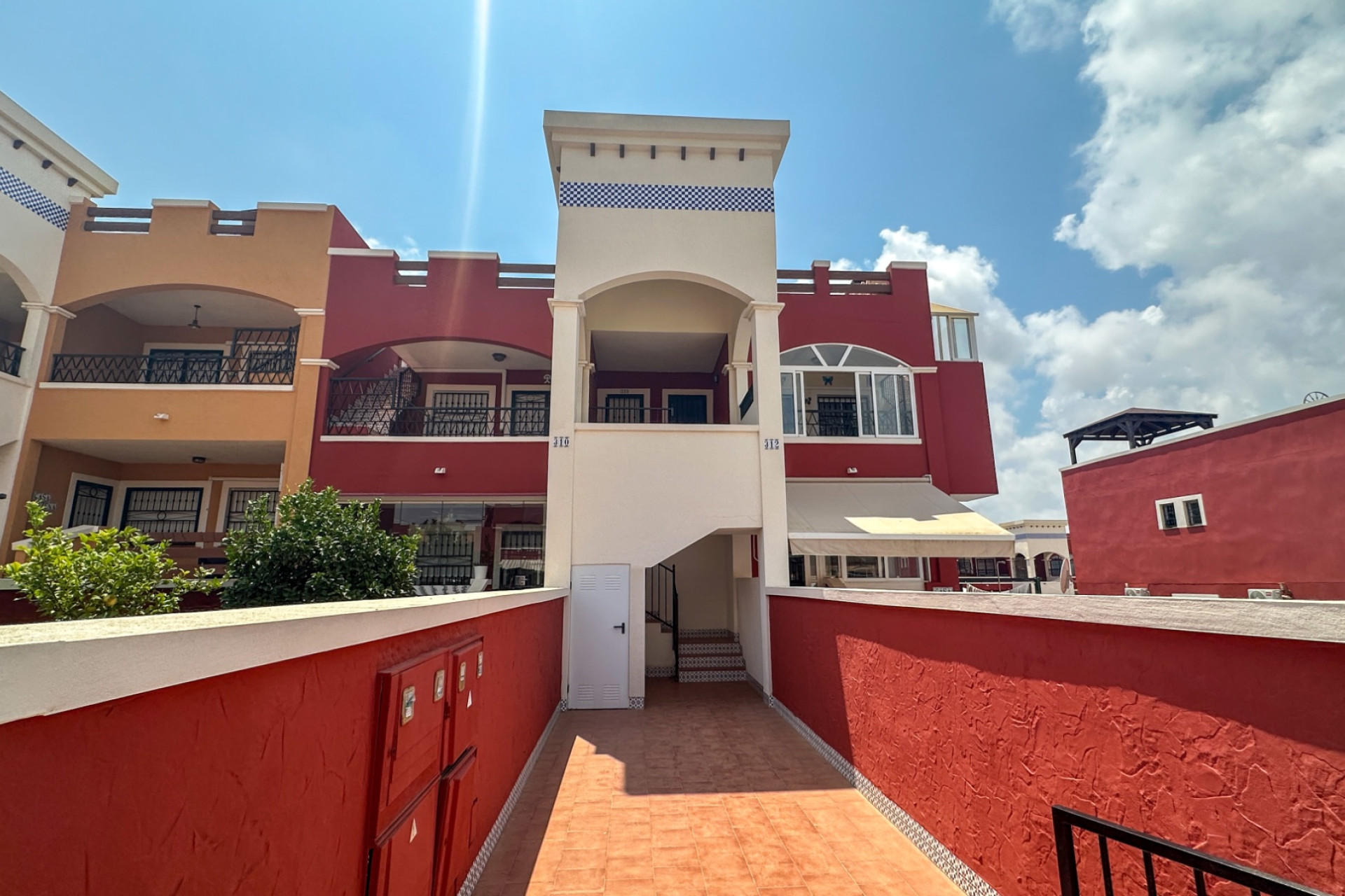 Resale - Townhouse - Orihuela Costa - Punta Prima
