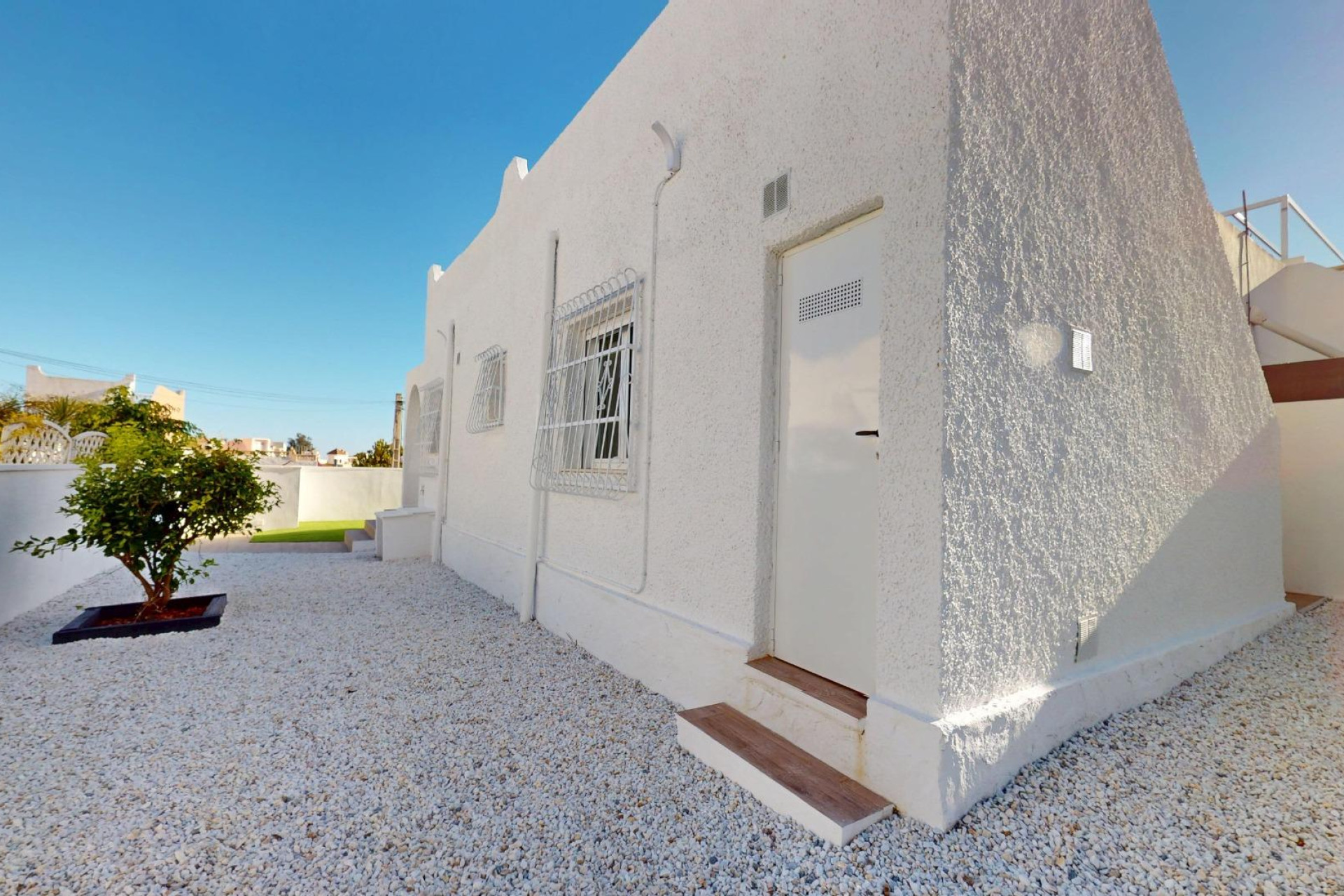 Resale - Townhouse - San Miguel de Salinas - BLUE LAGOON