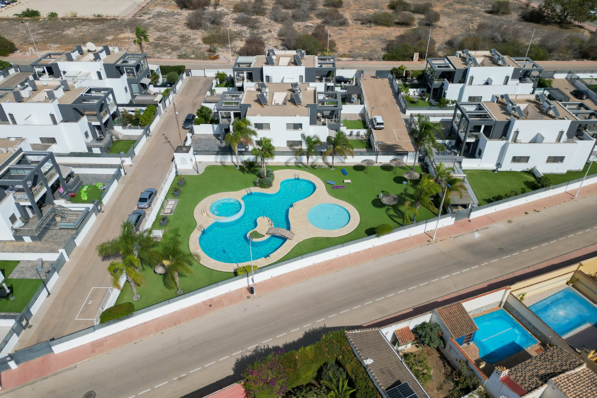 Resale - Townhouse - Torrevieja - Aguas Nuevas