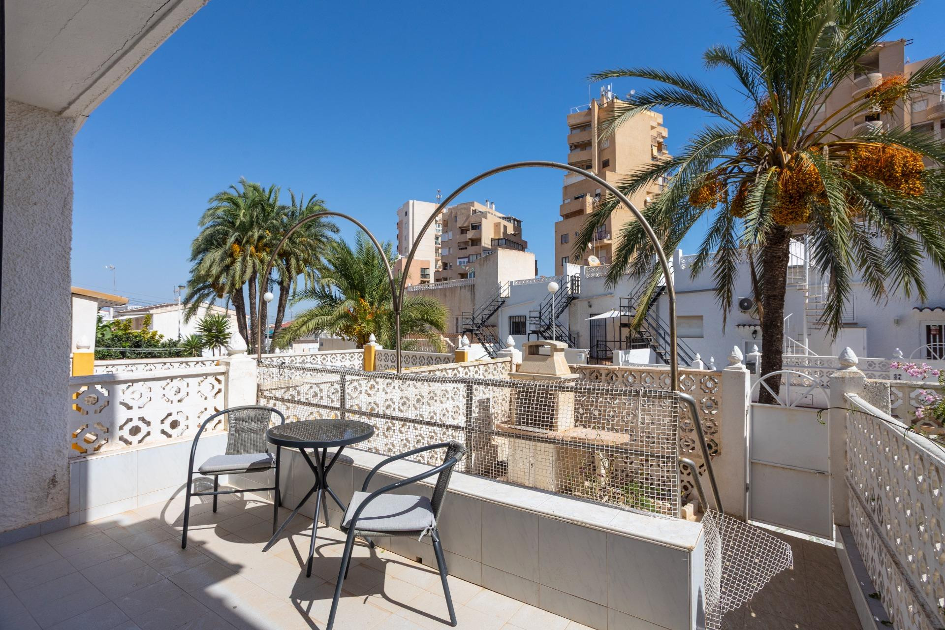 Resale - Townhouse - Torrevieja - Torre del moro