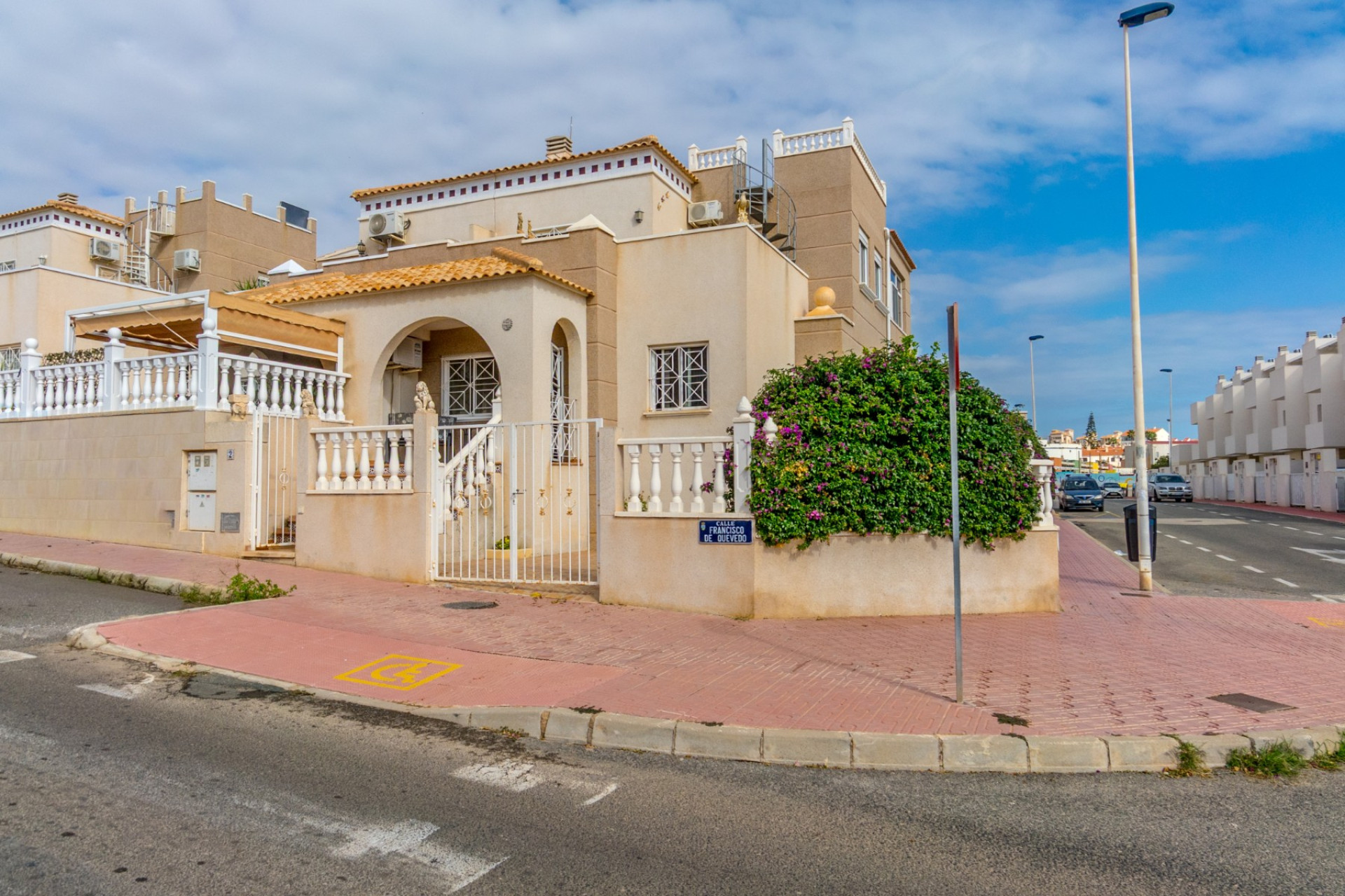 Resale - Townhouse - Torrevieja - torrevieja