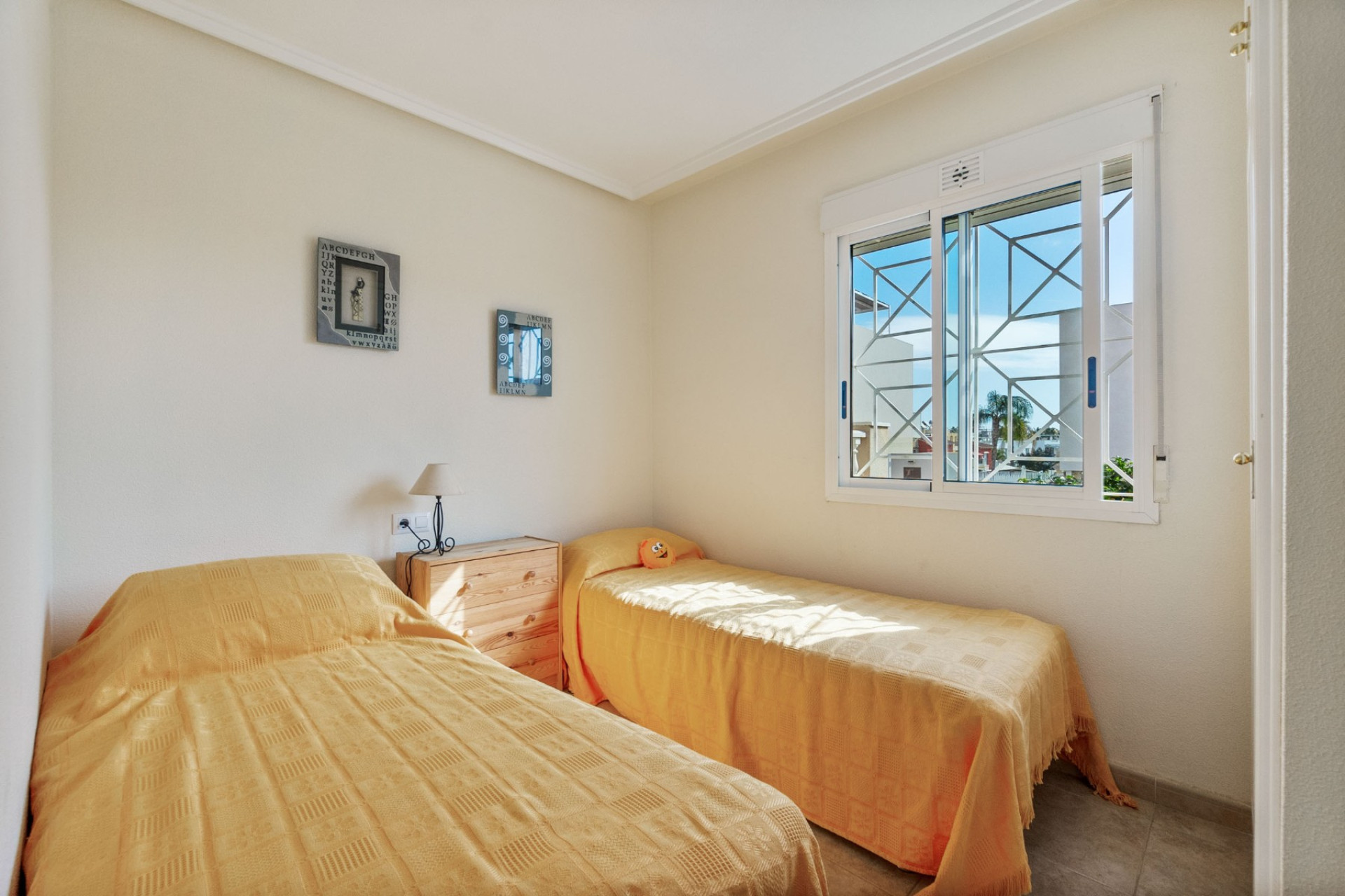 Resale - Townhouse - Torrevieja - torrevieja