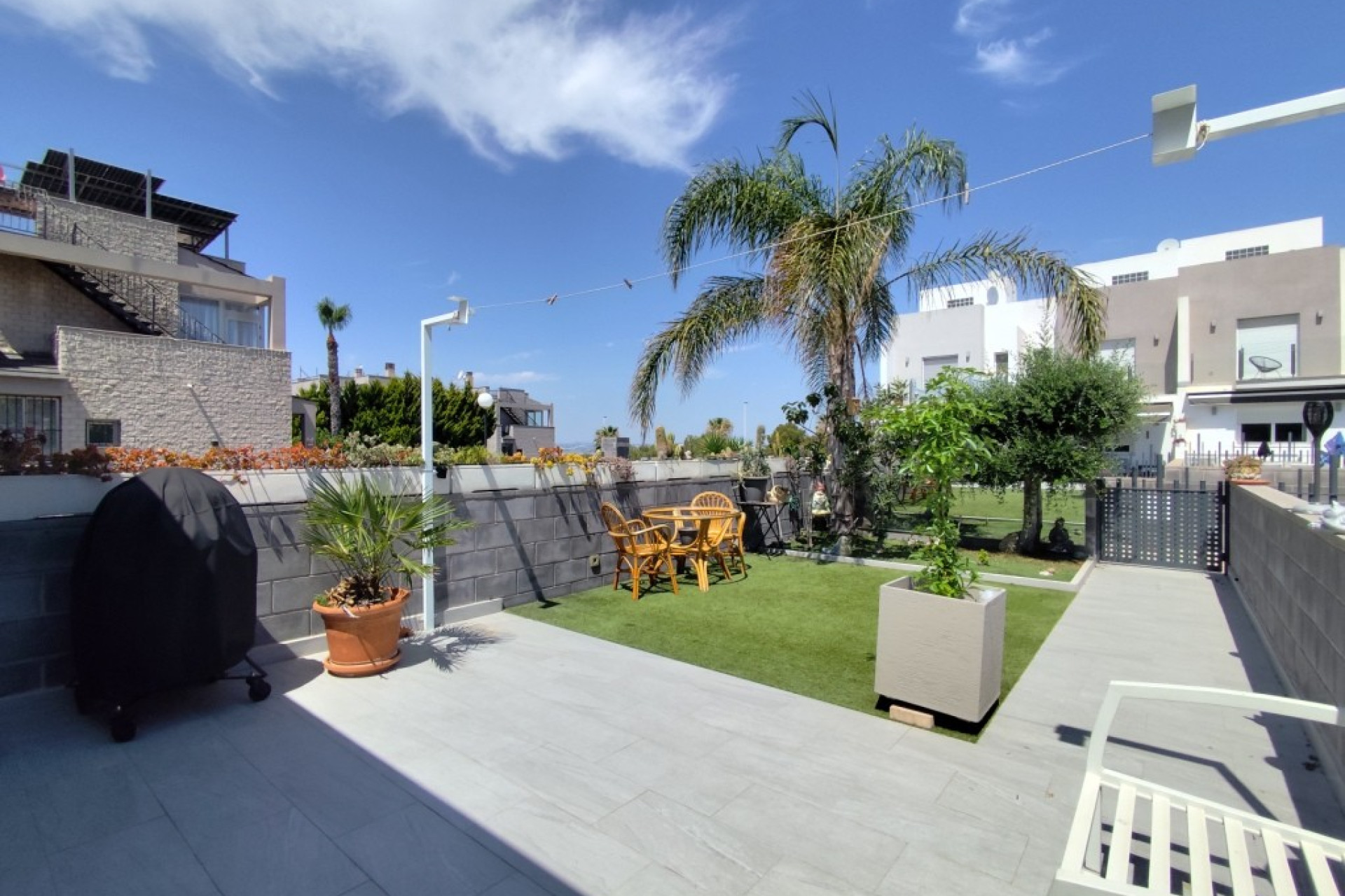 Resale - Townhouse - Torrevieja - torrevieja
