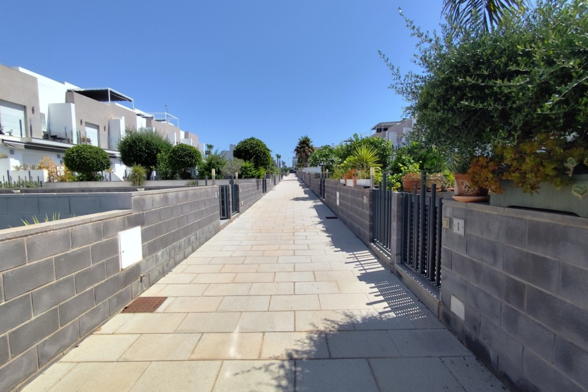 Resale - Townhouse - Torrevieja - torrevieja