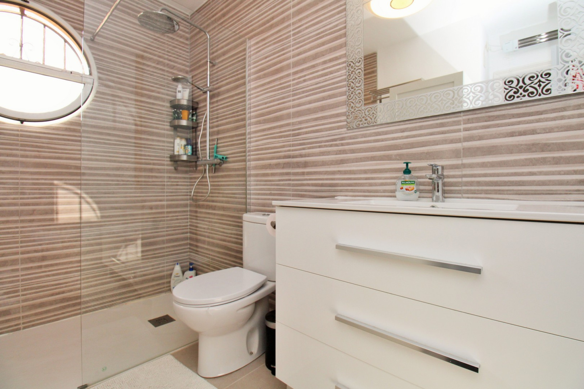 Resale - Townhouse - Villamartín