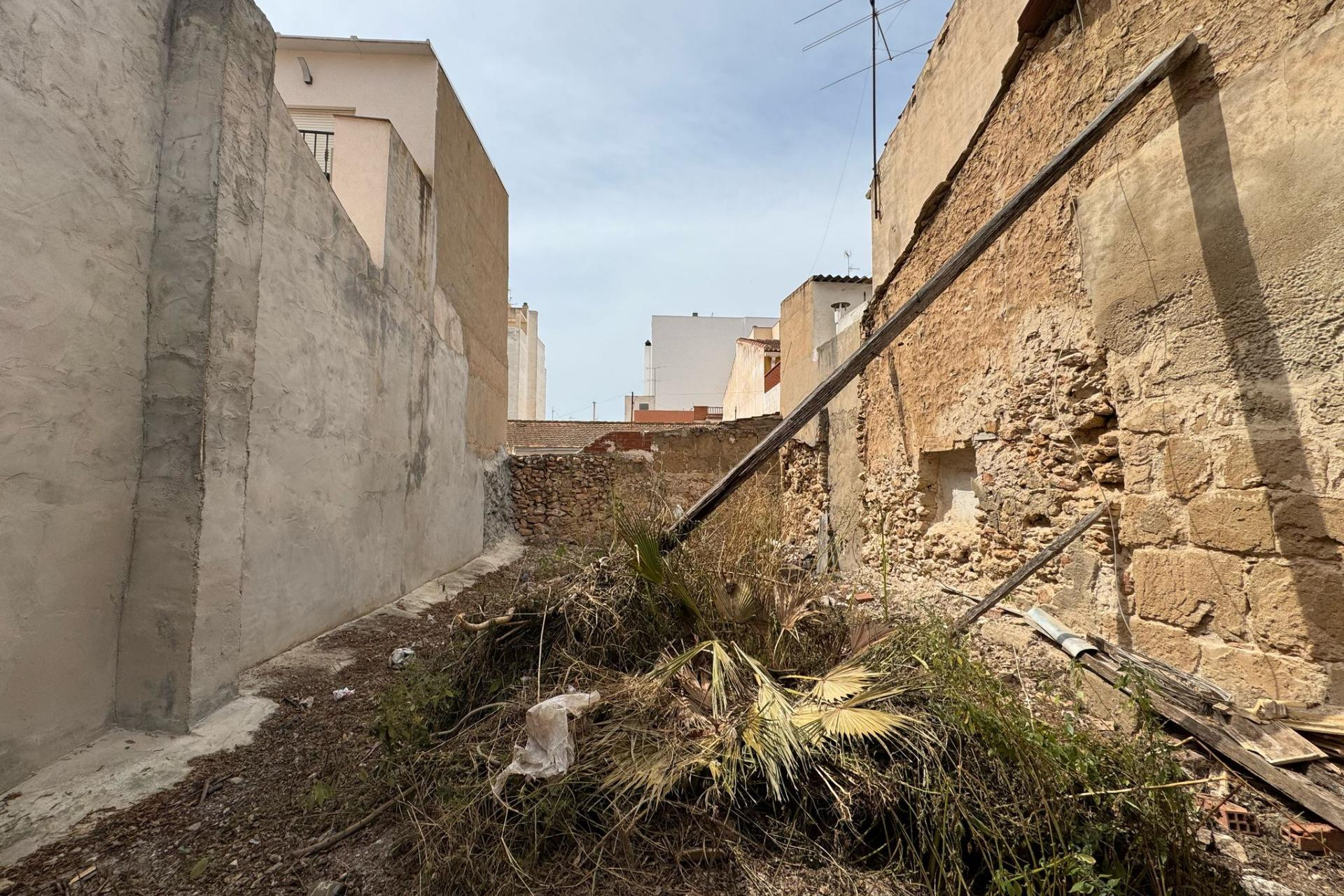 Resale - Urban building plot - Torrevieja - Centro
