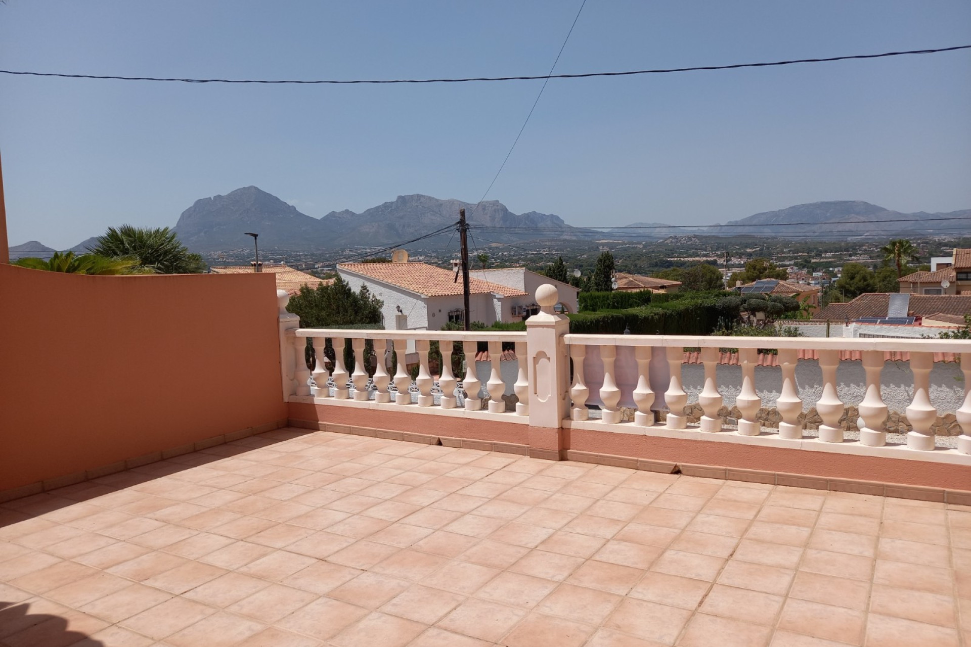 Resale - Villa - Albir