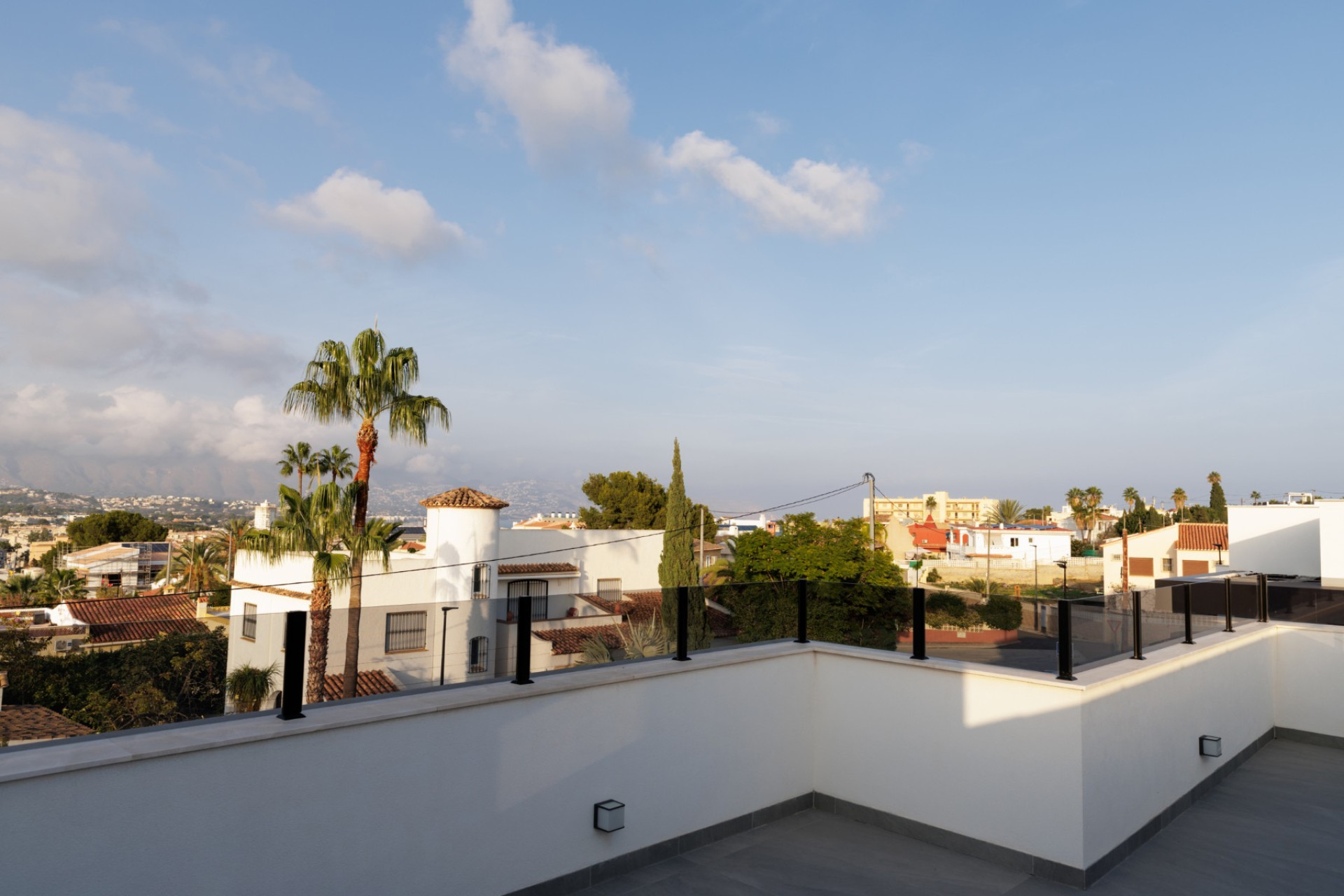 Resale - Villa - Albir