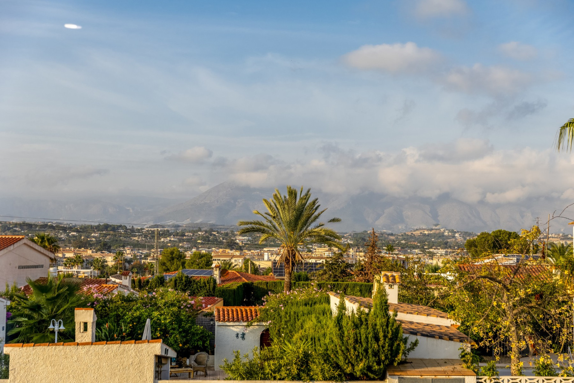 Resale - Villa - Albir