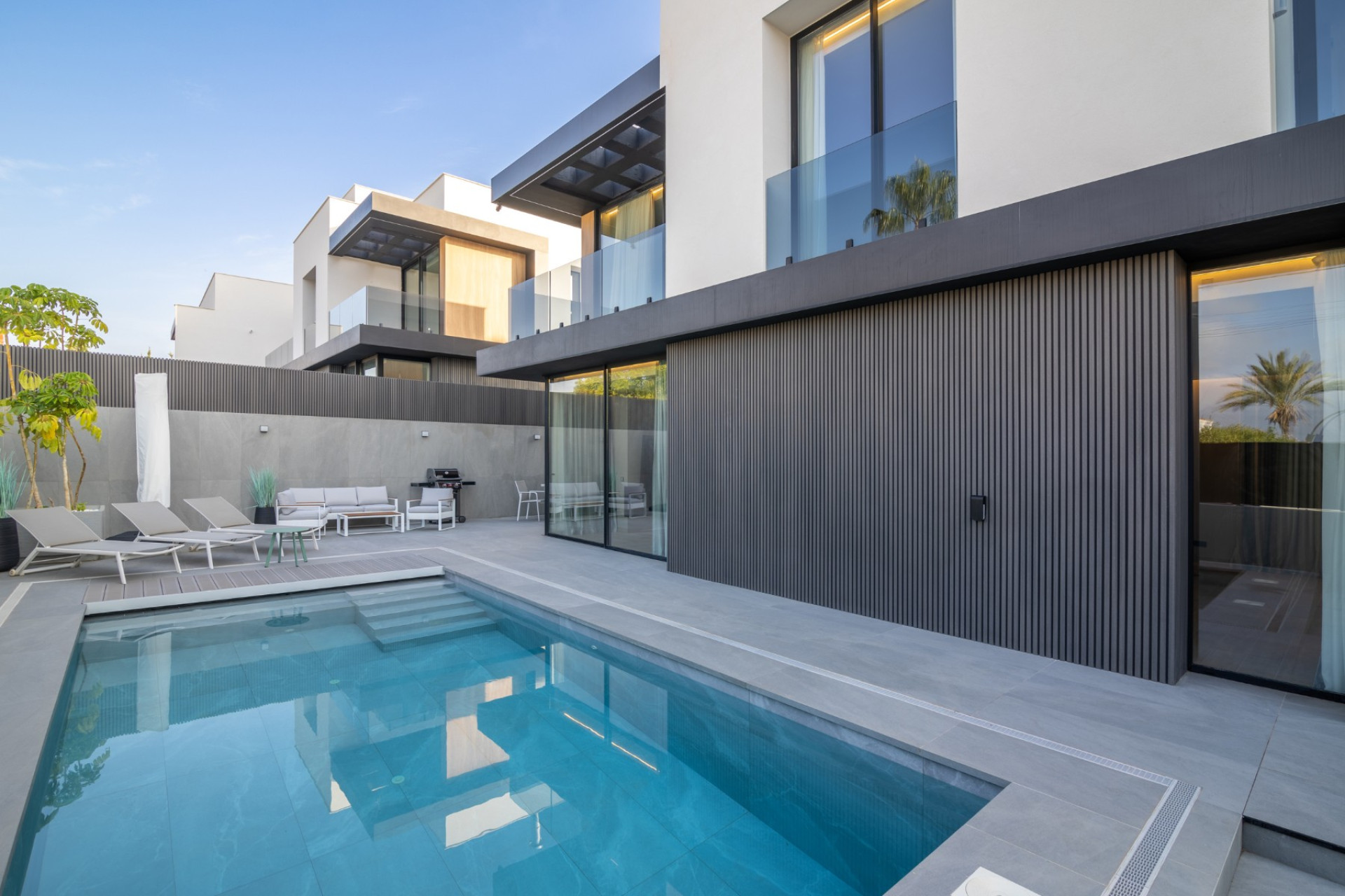 Resale - Villa - Albir