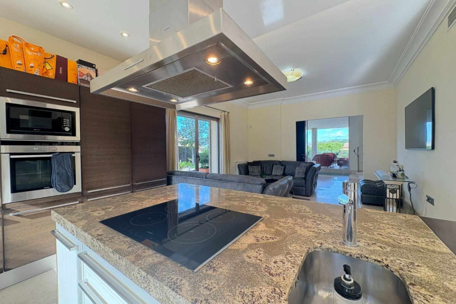 Resale - Villa - Alcayna