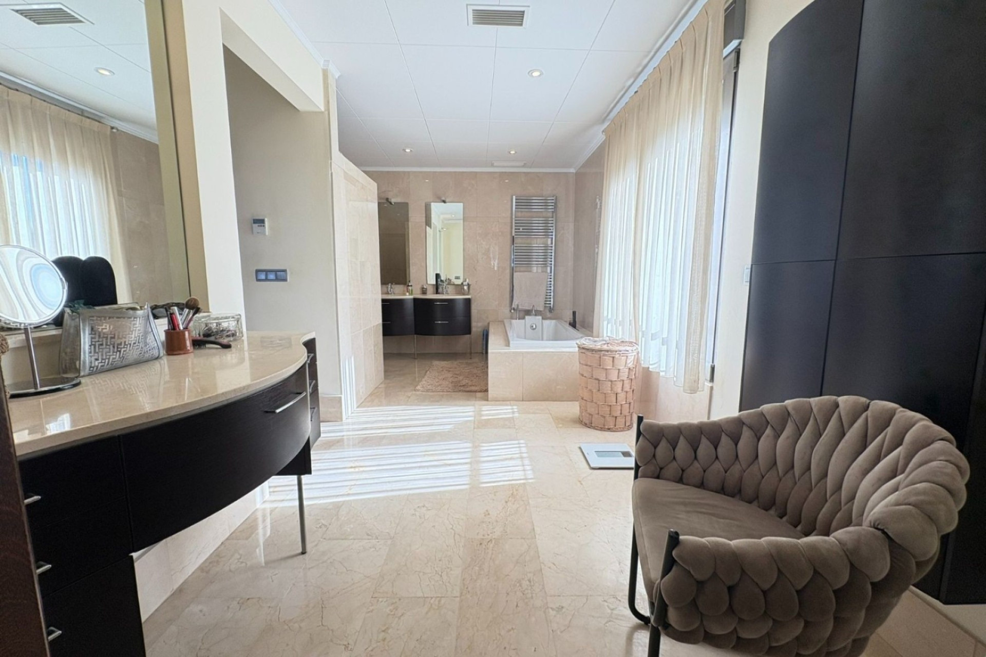 Resale - Villa - Alcayna