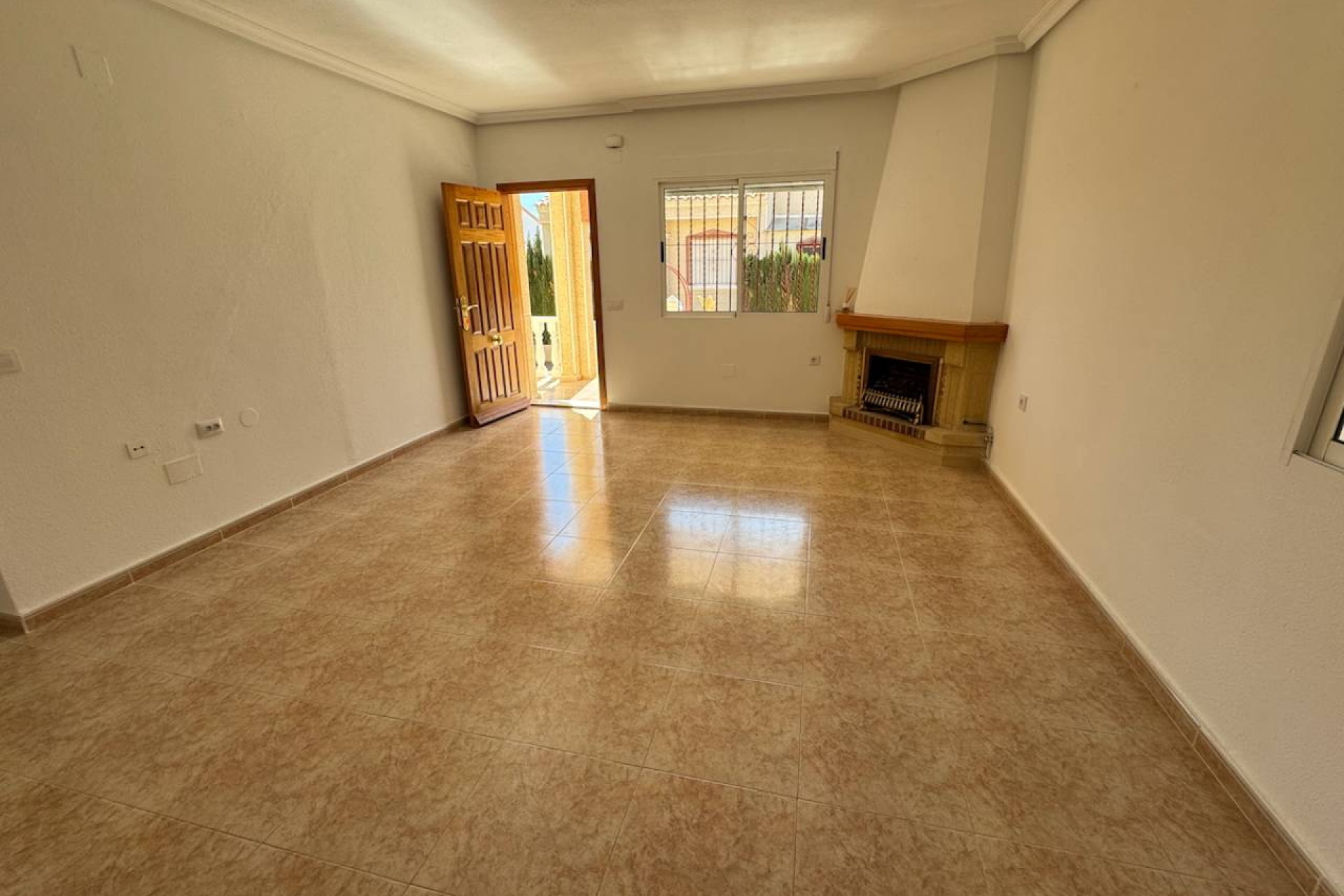 Resale - Villa - Algorfa - Montemar