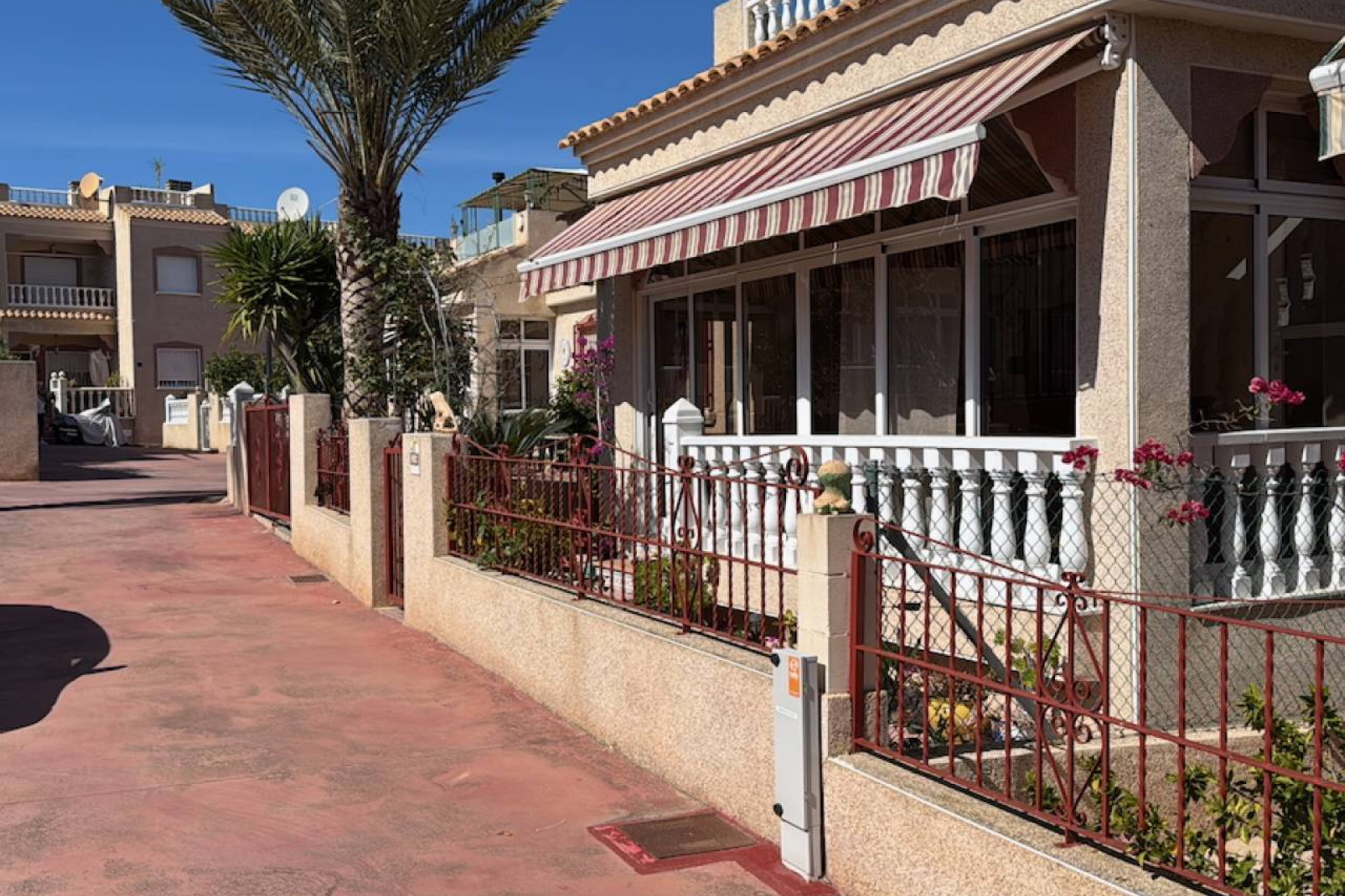Resale - Villa - Algorfa - Montemar