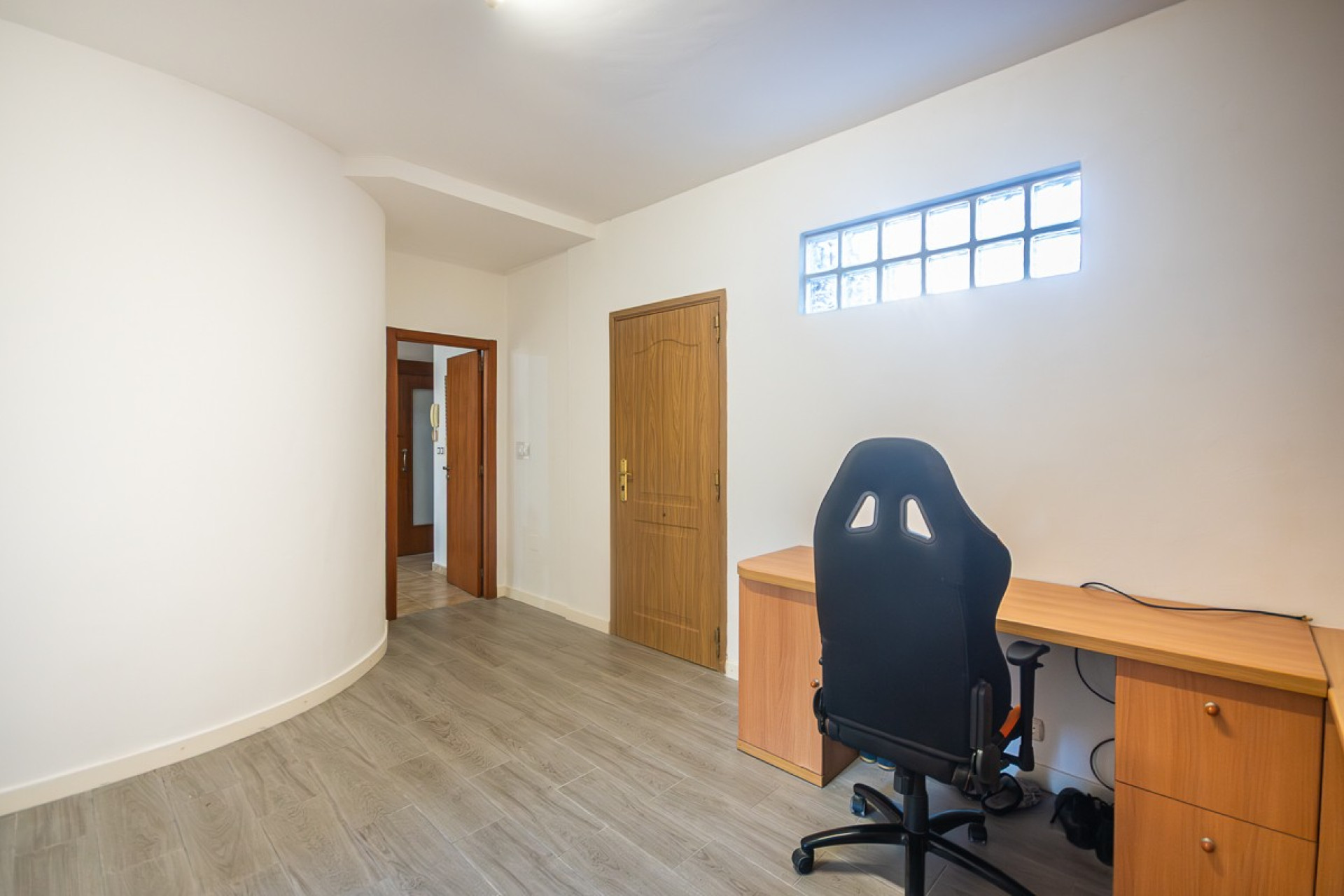 Resale - Villa - Benferri