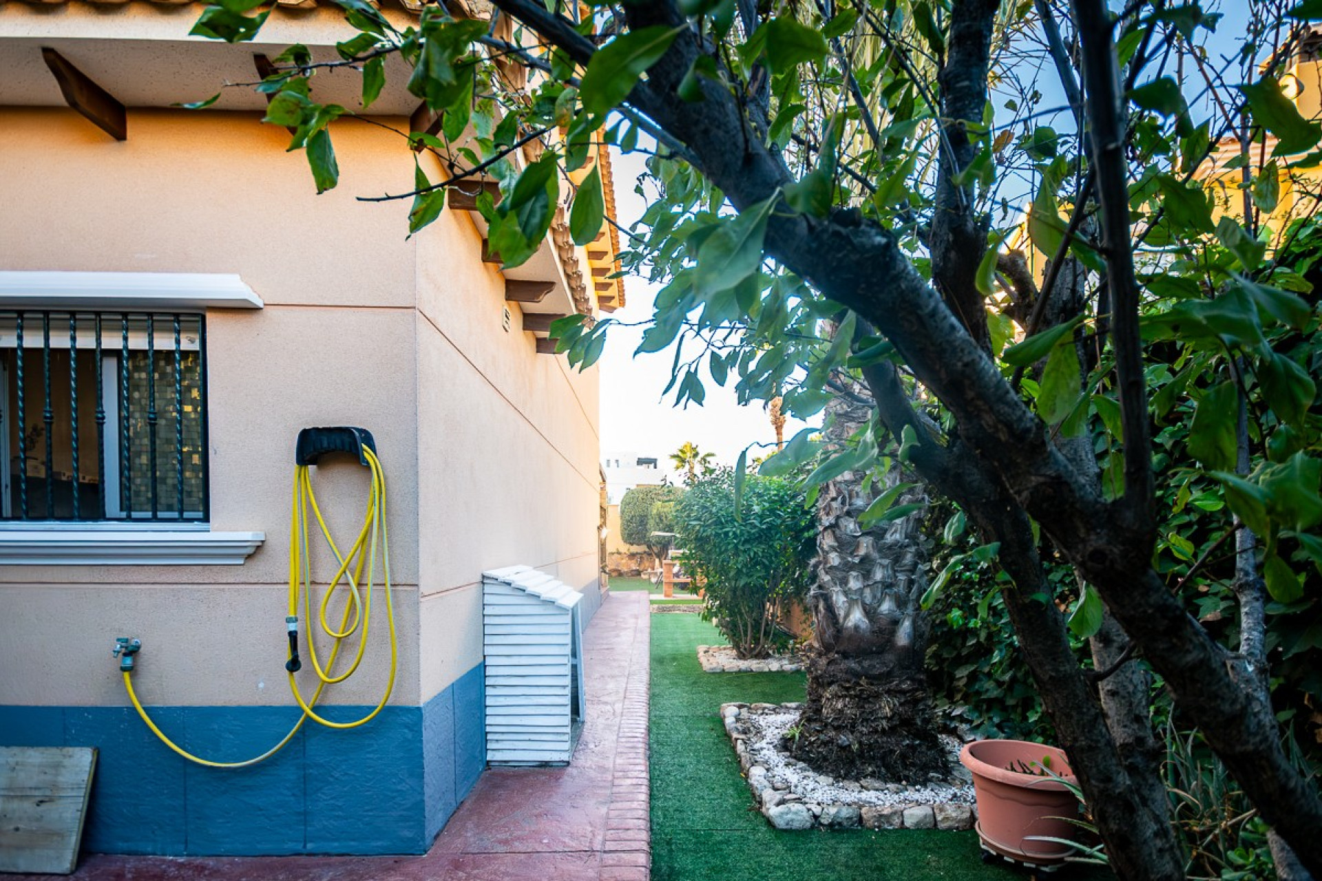 Resale - Villa - Benferri