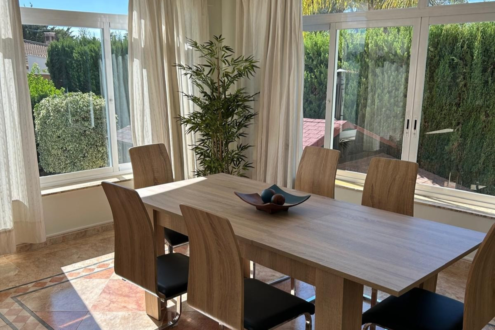 Resale - Villa - Benidorm - Levante